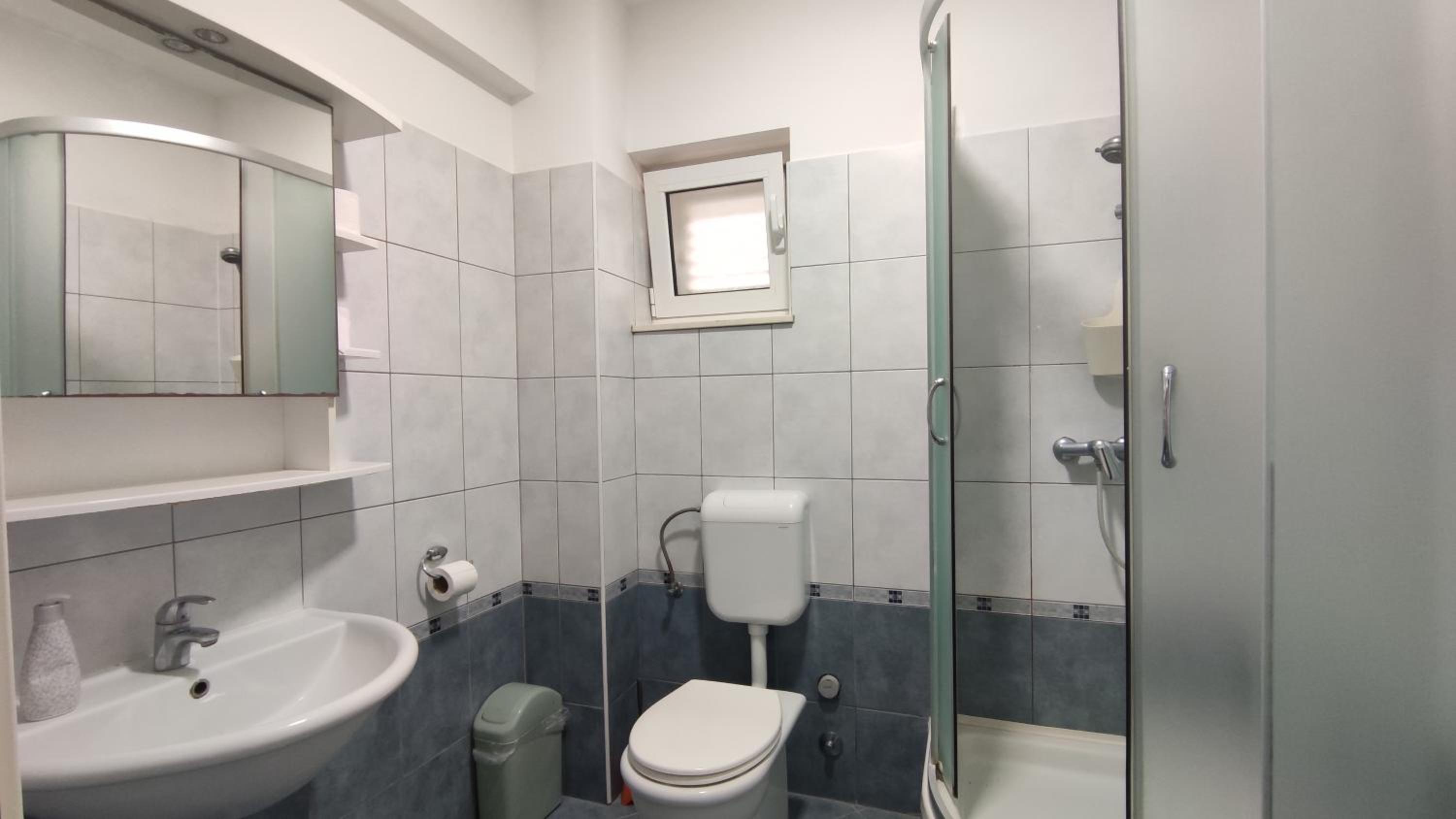 Two-Bedroom Apartment - Photo 8