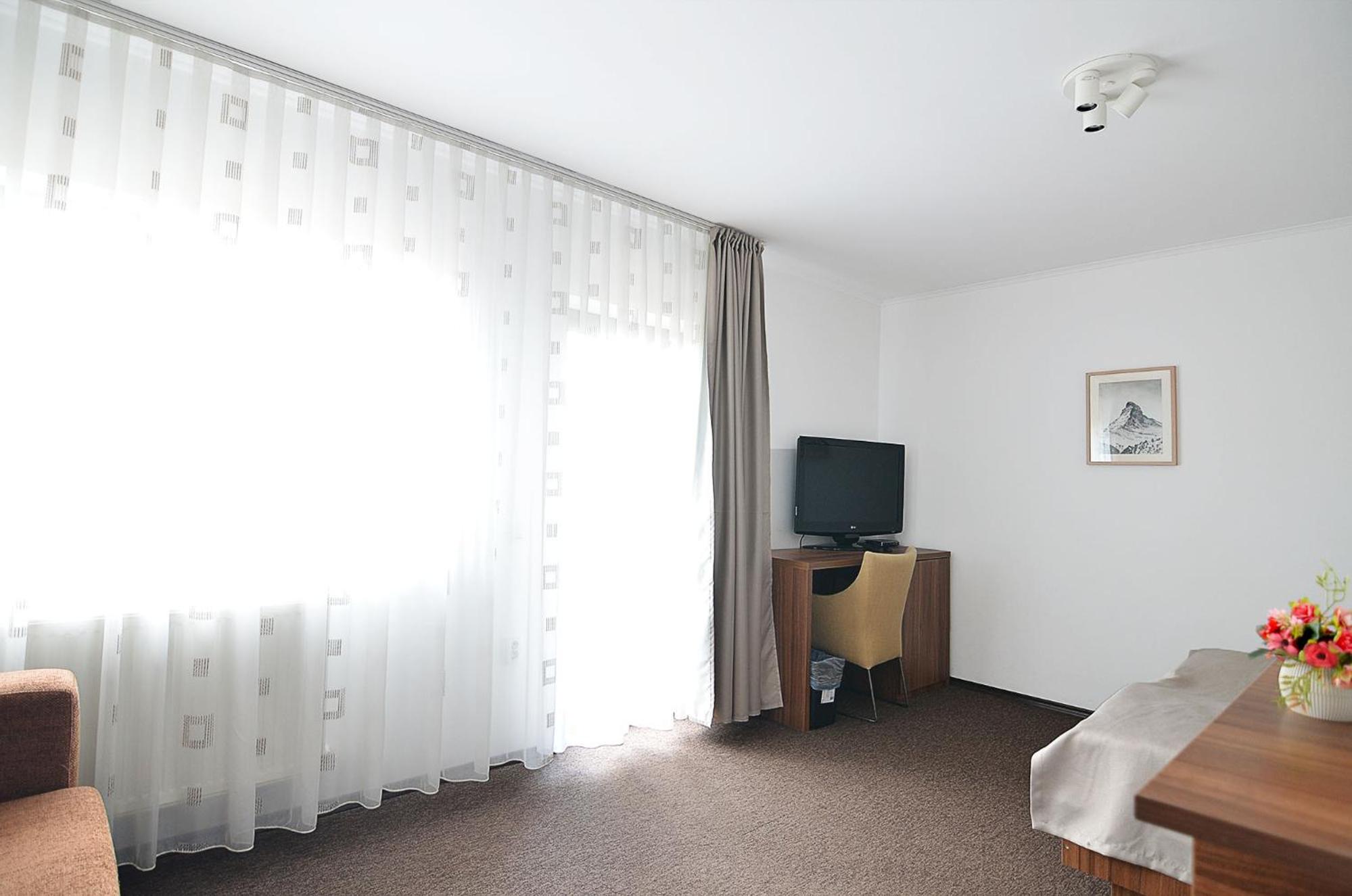 Superior Double Room - Photo 1