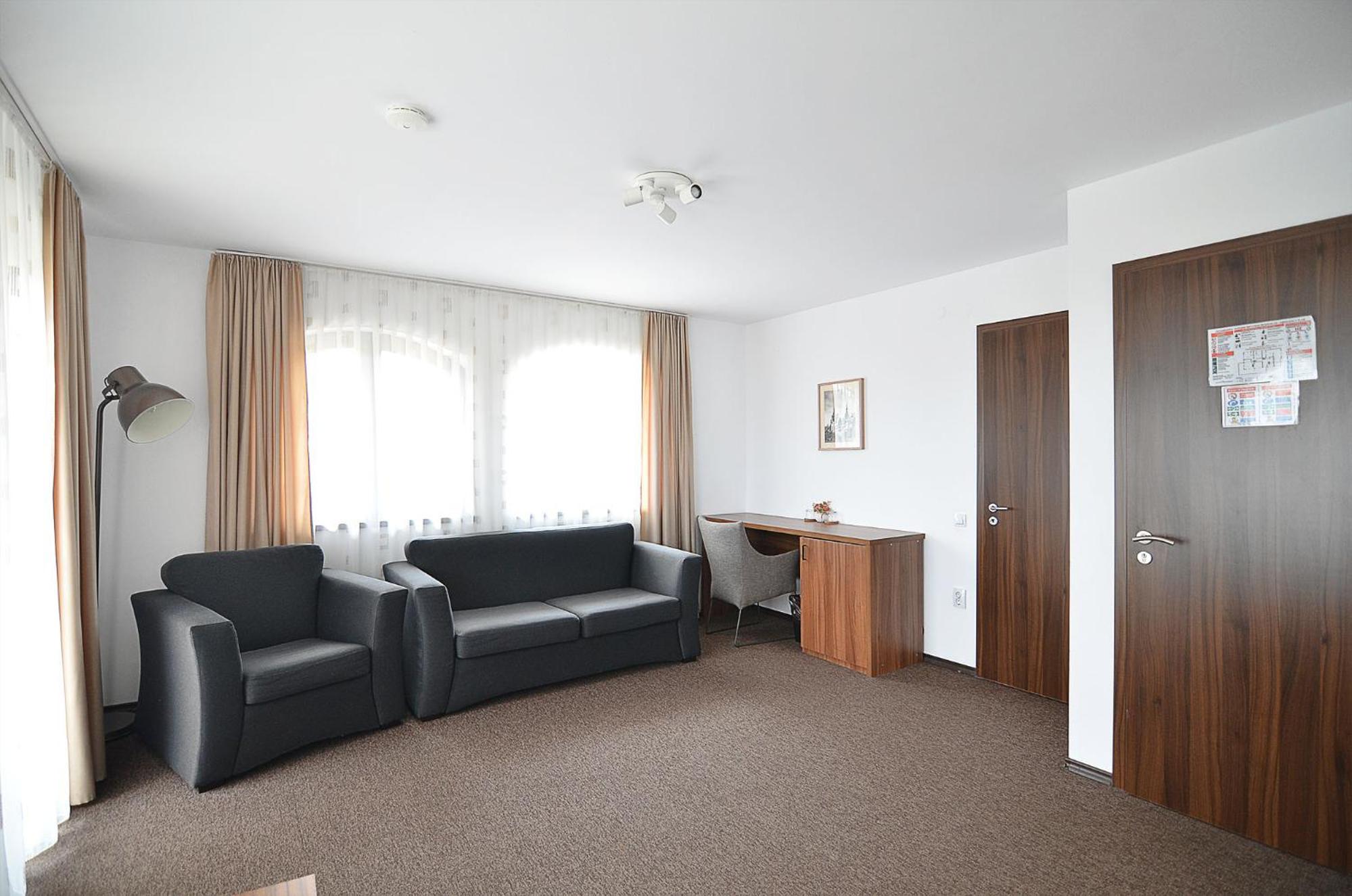 Junior Suite with Mountain View - Photo 1
