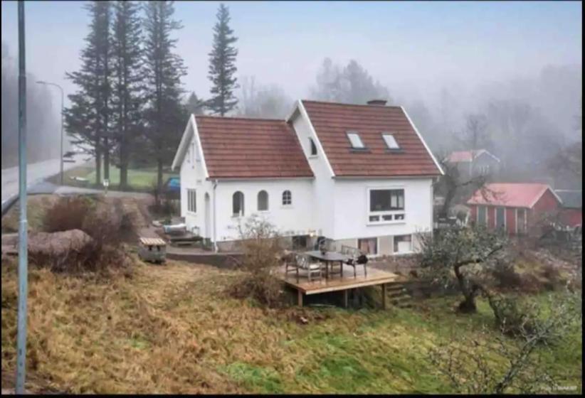 Three-Bedroom Villa photo 1
