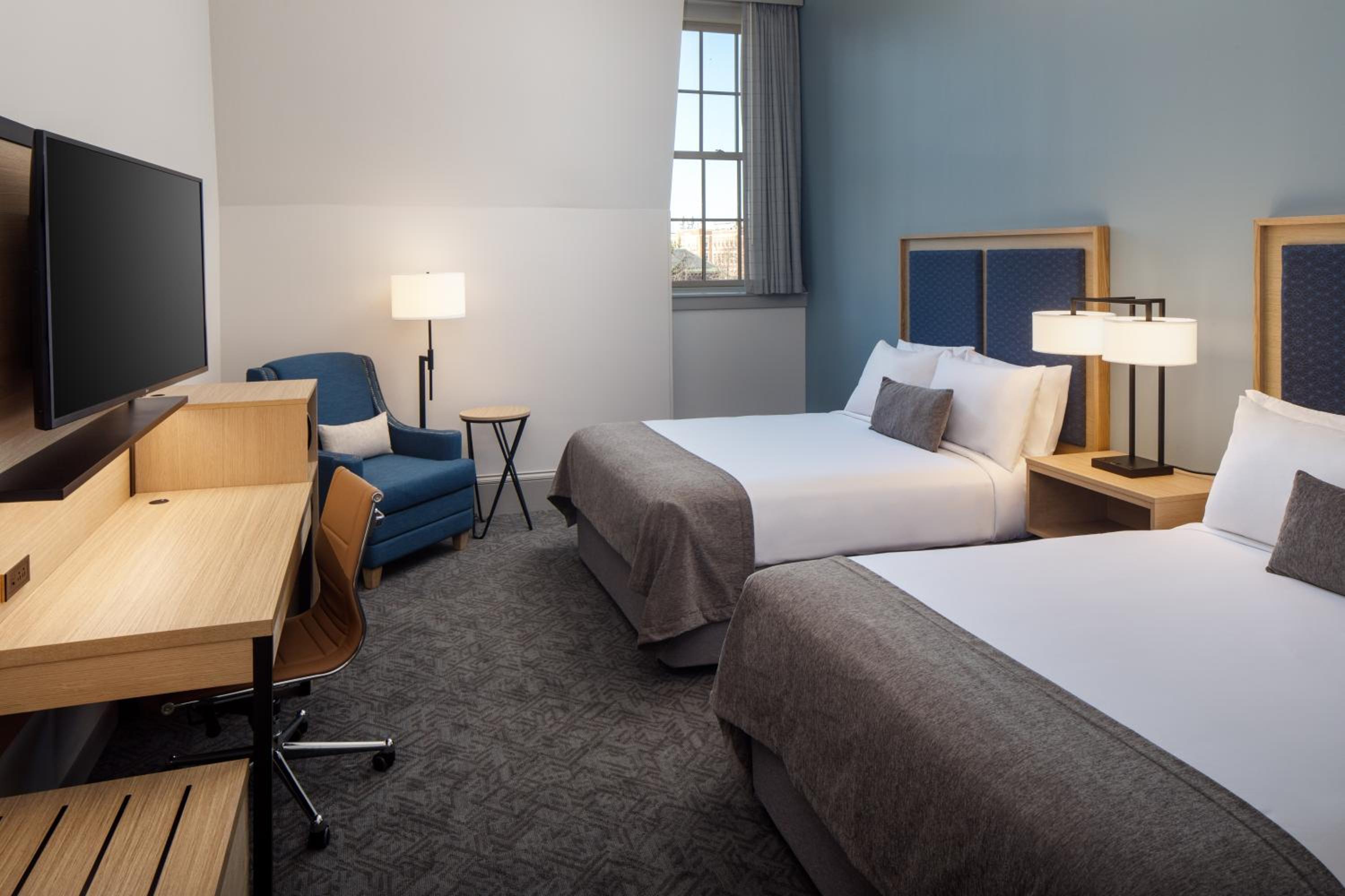 Superior Queen Room