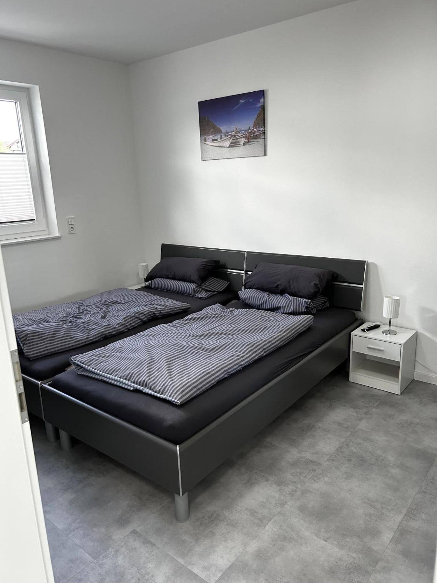One-Bedroom House photo 1
