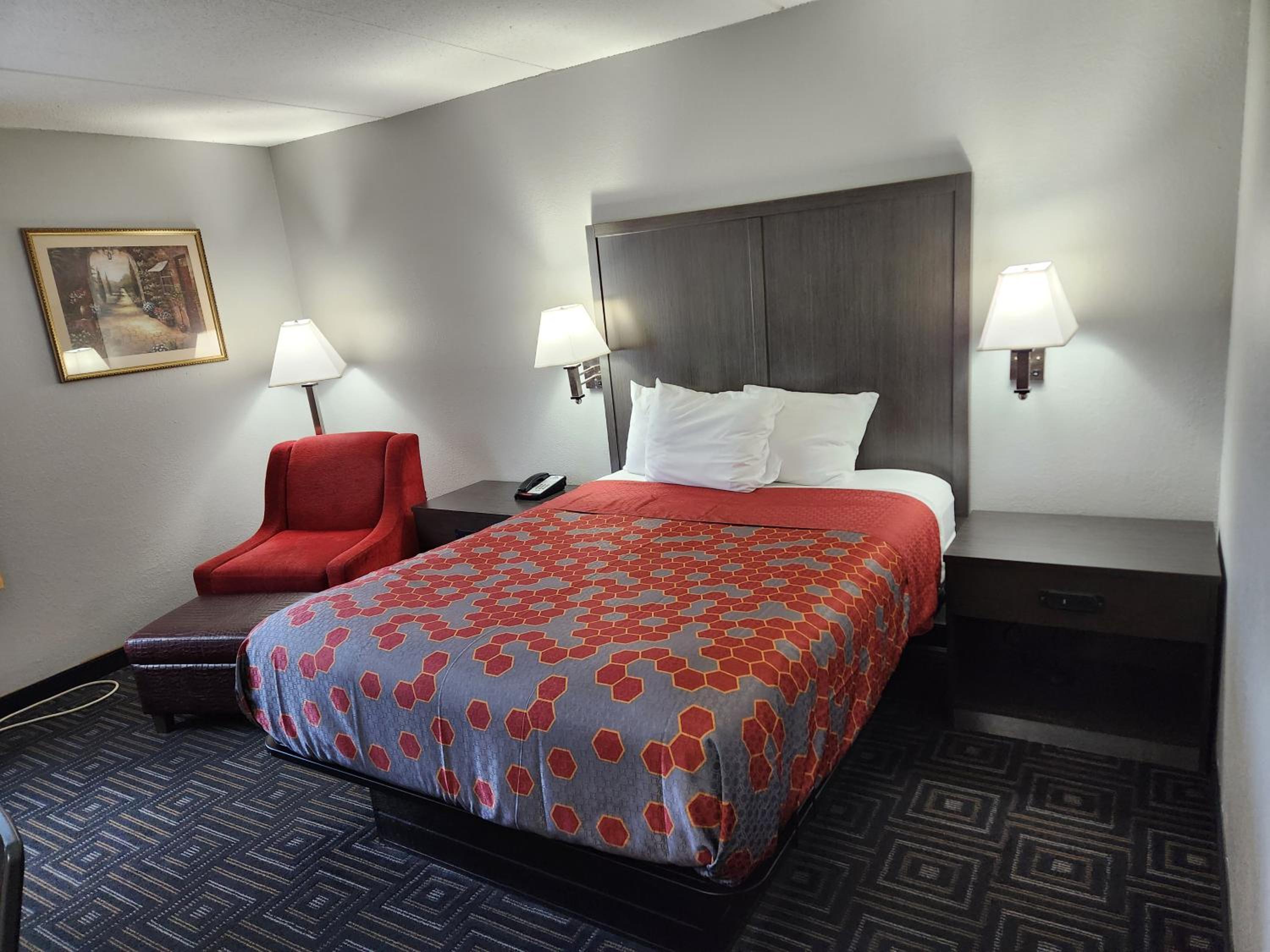 Queen Room - Disability Access/Non-Smoking - Photo 5