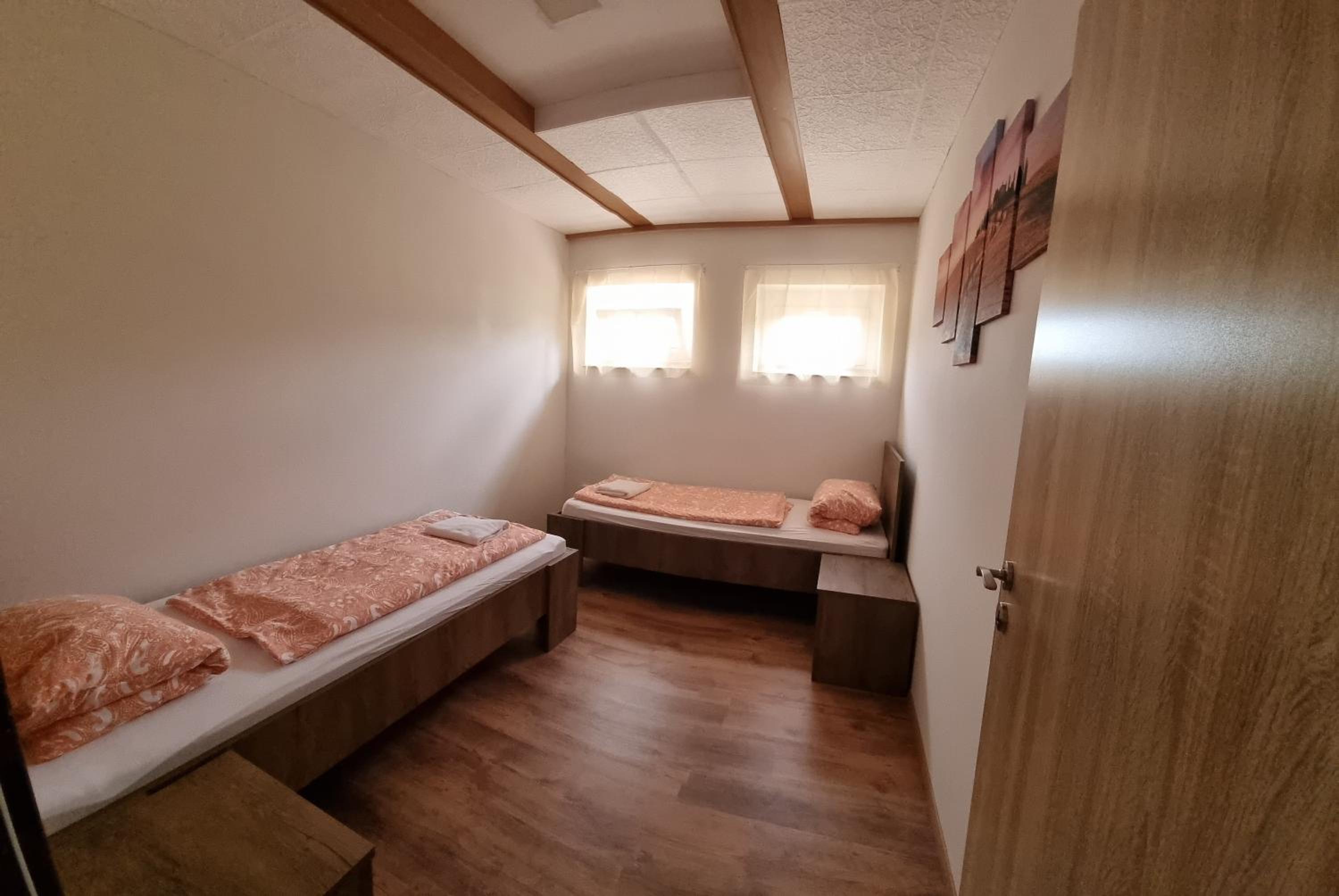 Two-Room Apartment - Photo 6