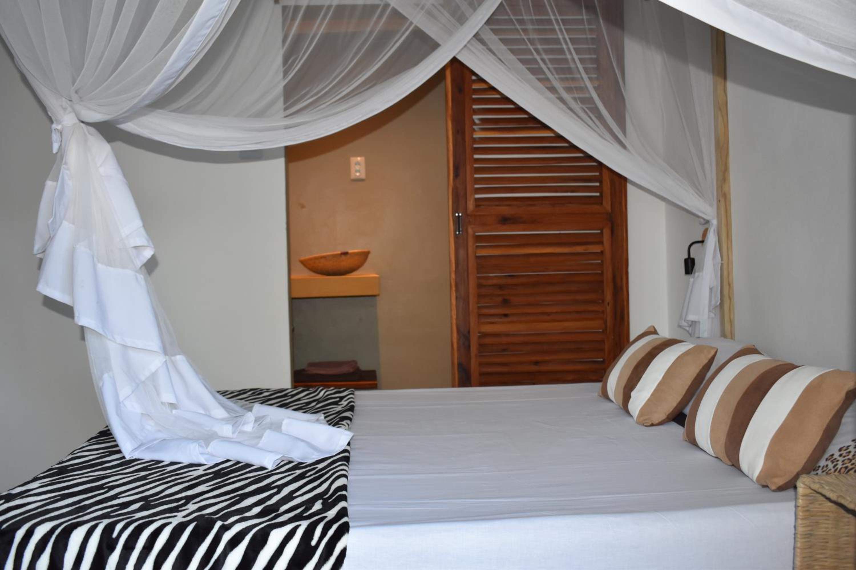 Deluxe Double Room with Balcony photo 1