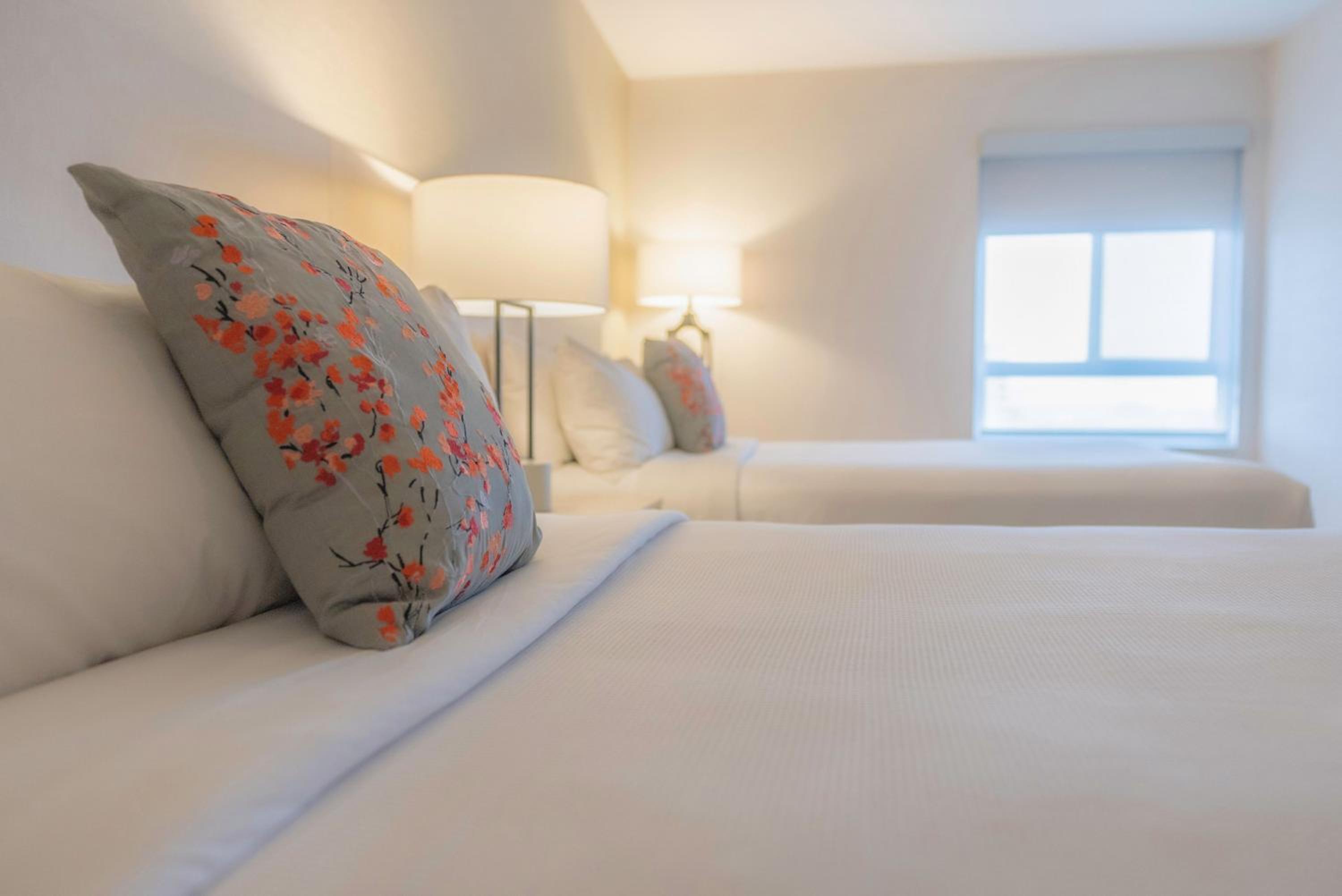 Modern Family Two Bedroom Suite - Photo 9