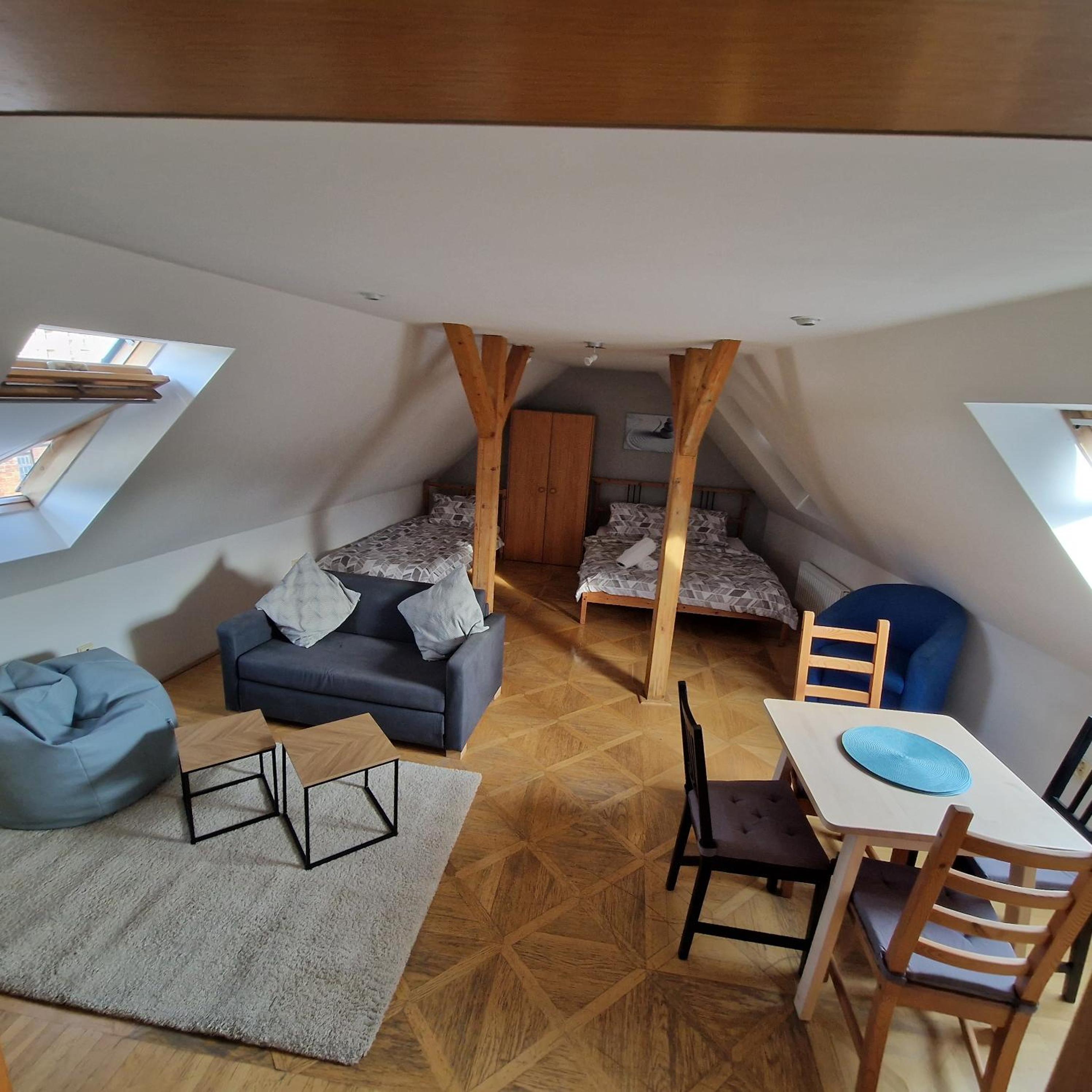 Economy Quadruple Room with Shared Bathroom photo 1