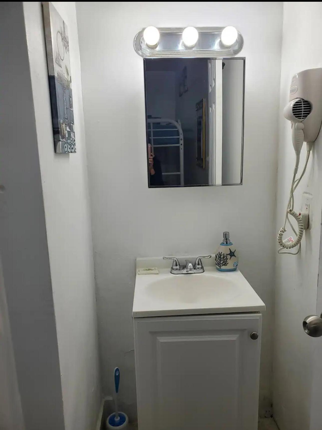 Double Room with Private Bathroom photo 3