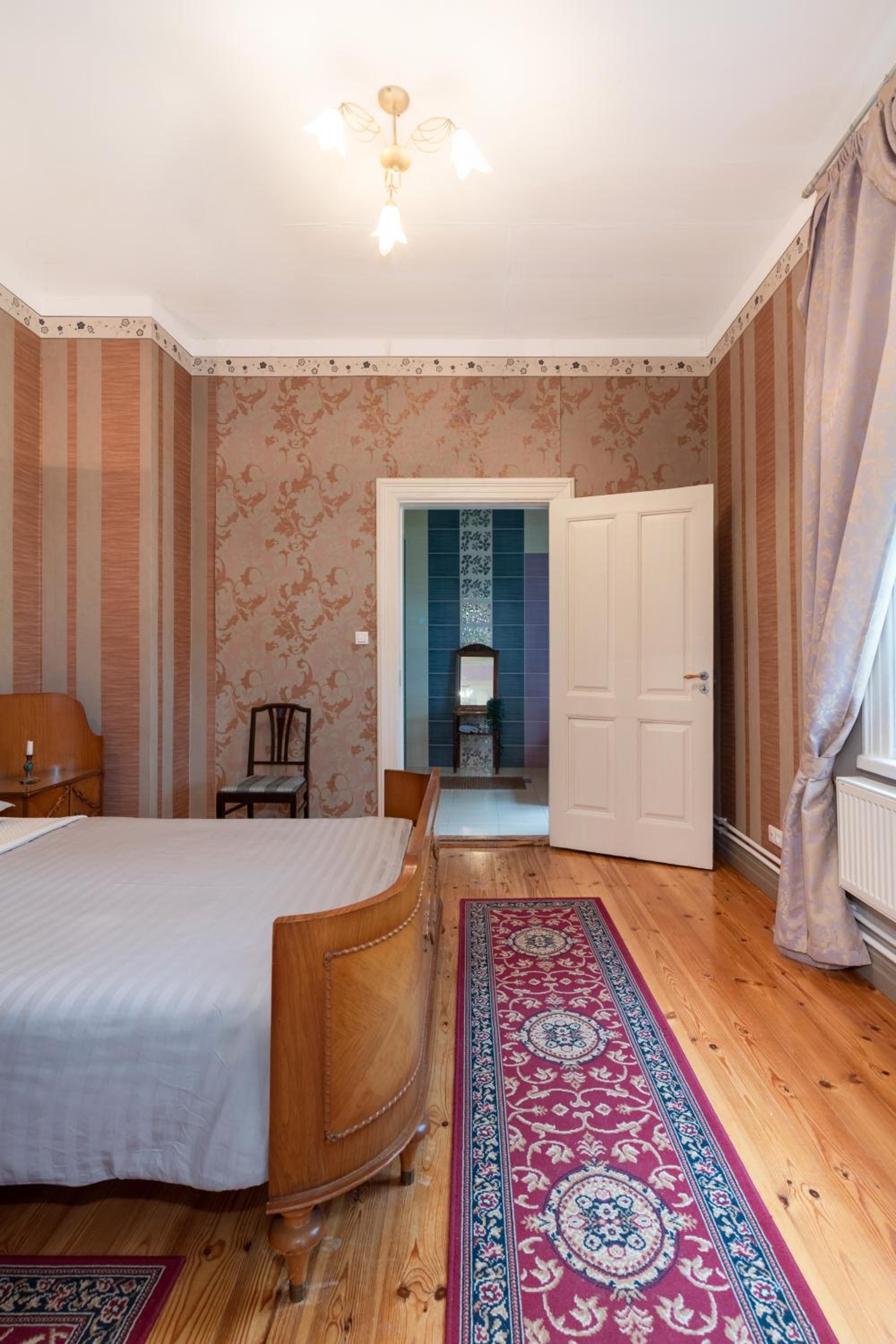 Deluxe Double Room photo 2