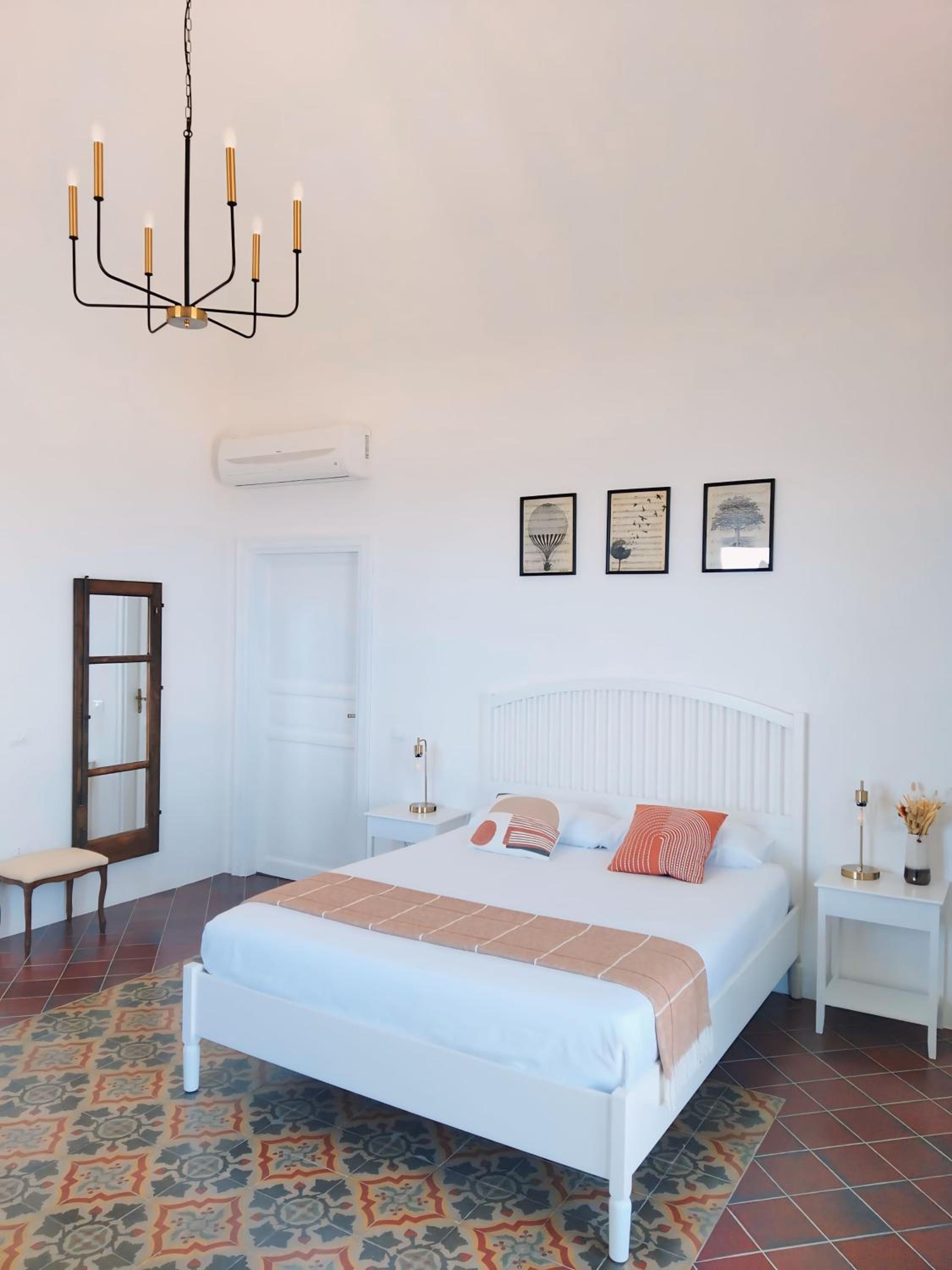 Deluxe Double Room with Balcony and Sea View photo 1