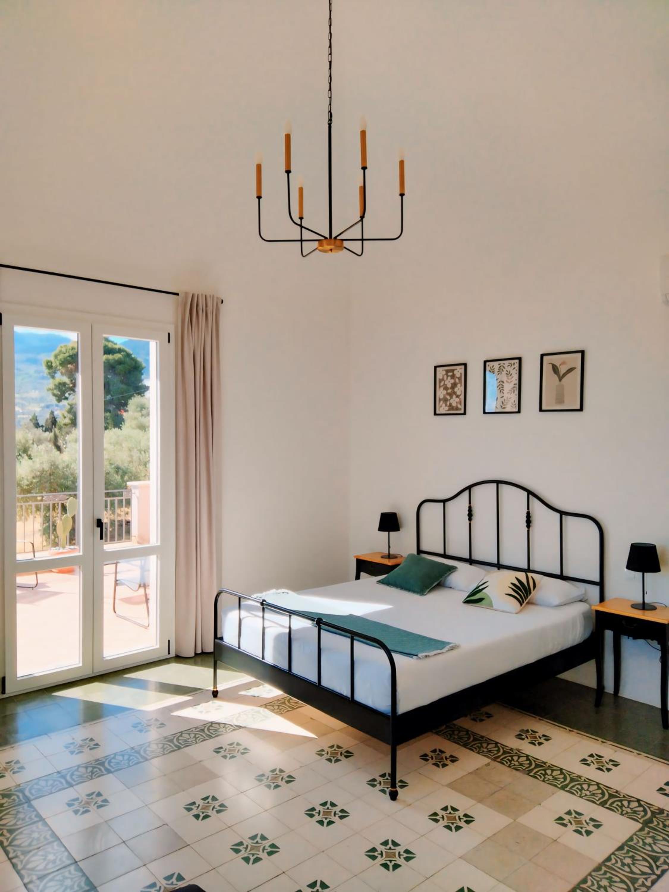 Deluxe Double Room with Balcony and Sea View photo 1