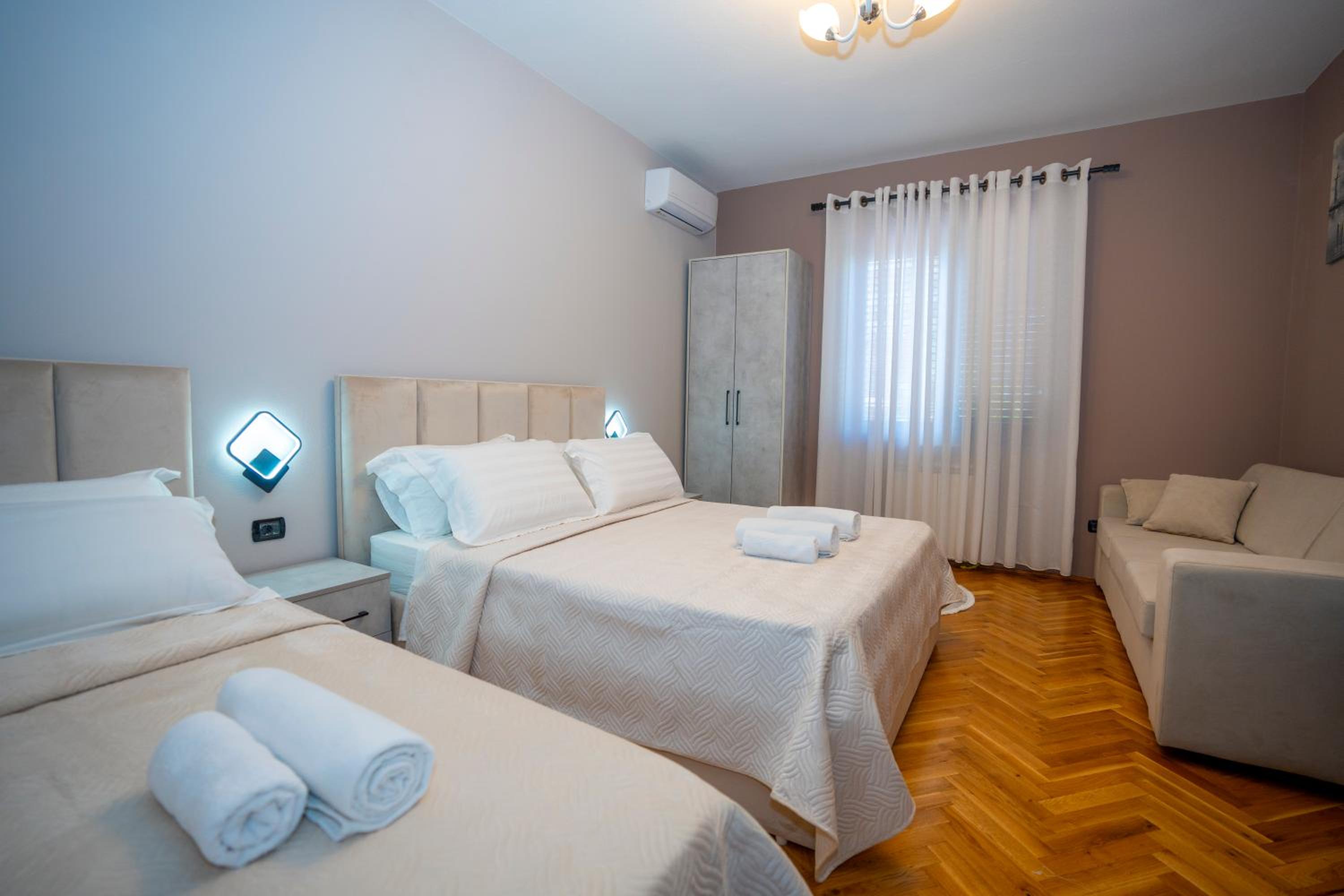 Triple Room with Bathroom