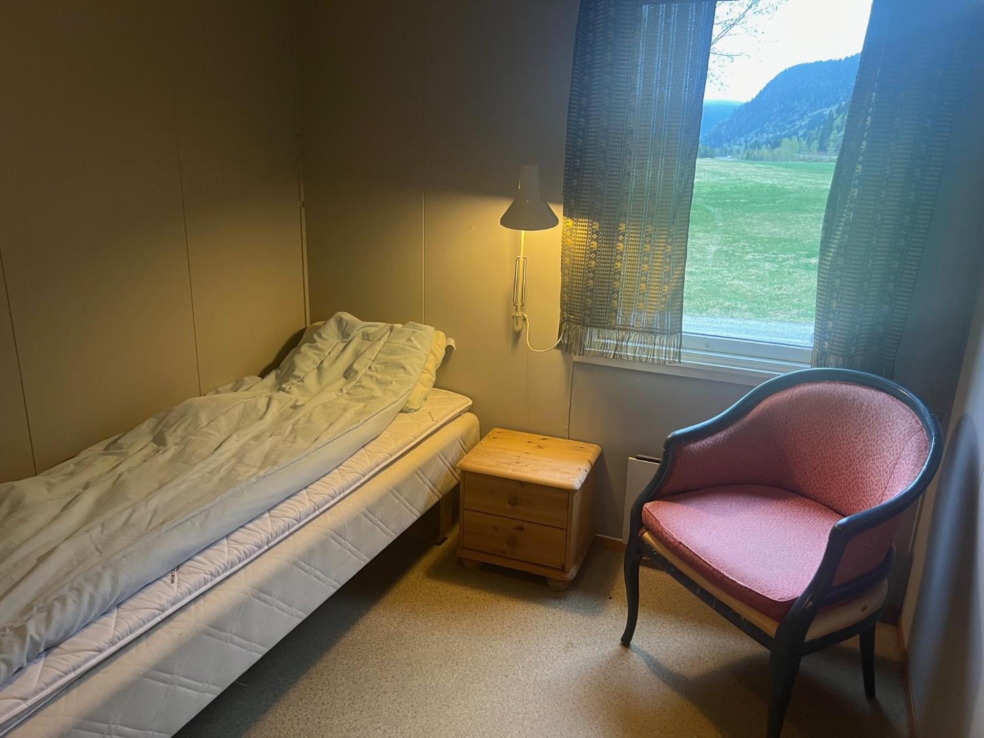 Single Room photo 2