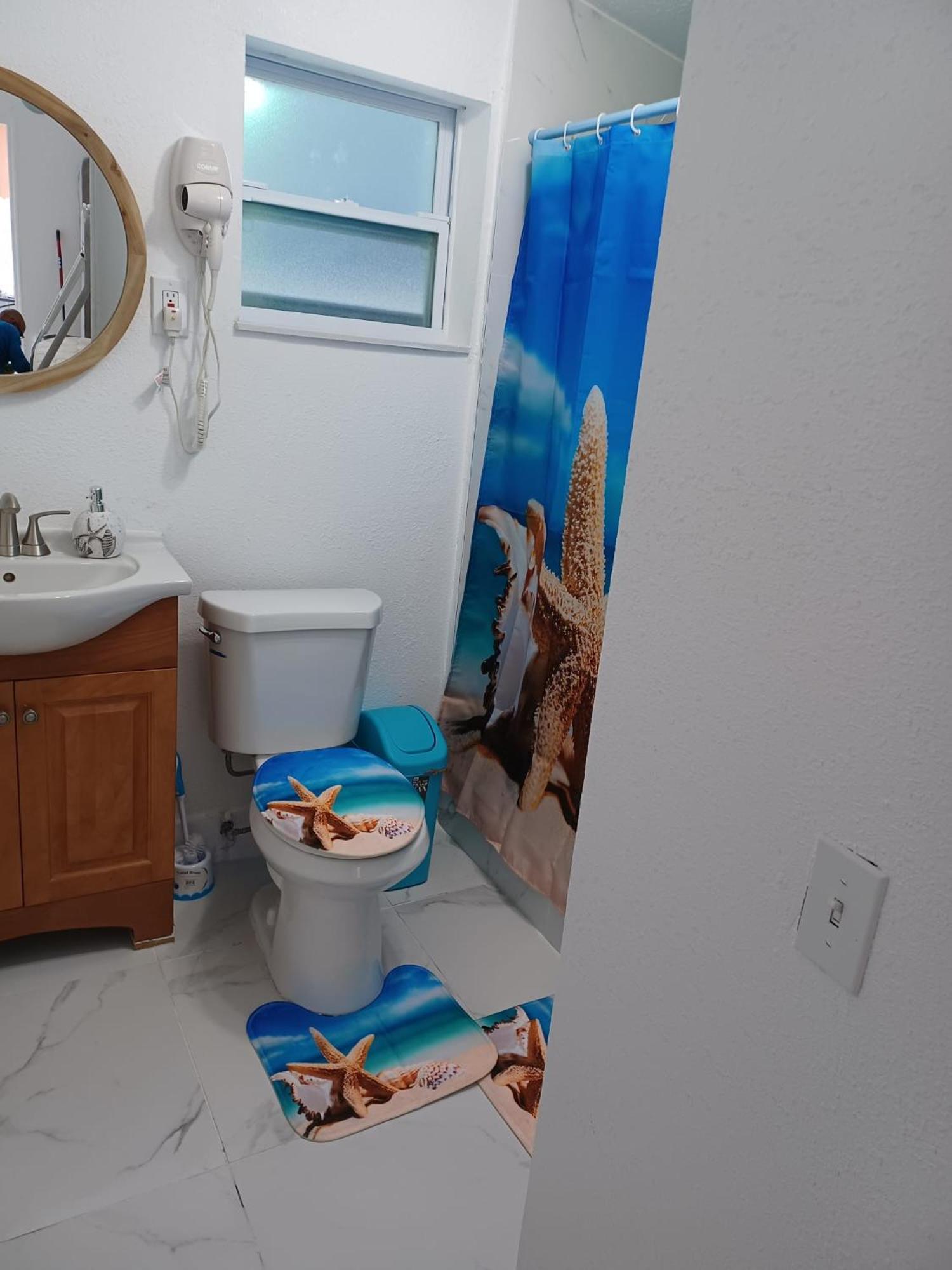 Triple Room with Private Bathroom photo 3
