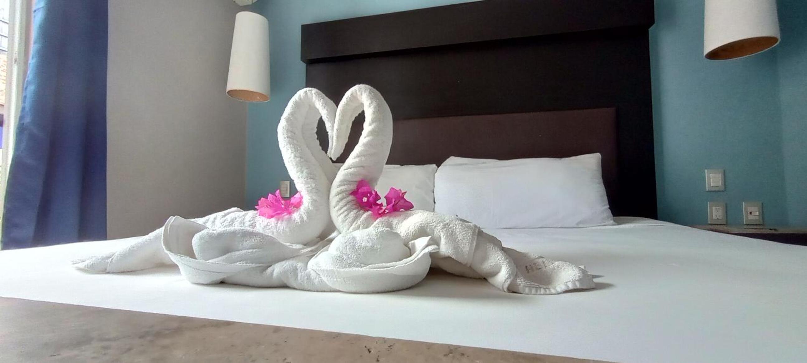 Deluxe Double Room with Balcony photo 3