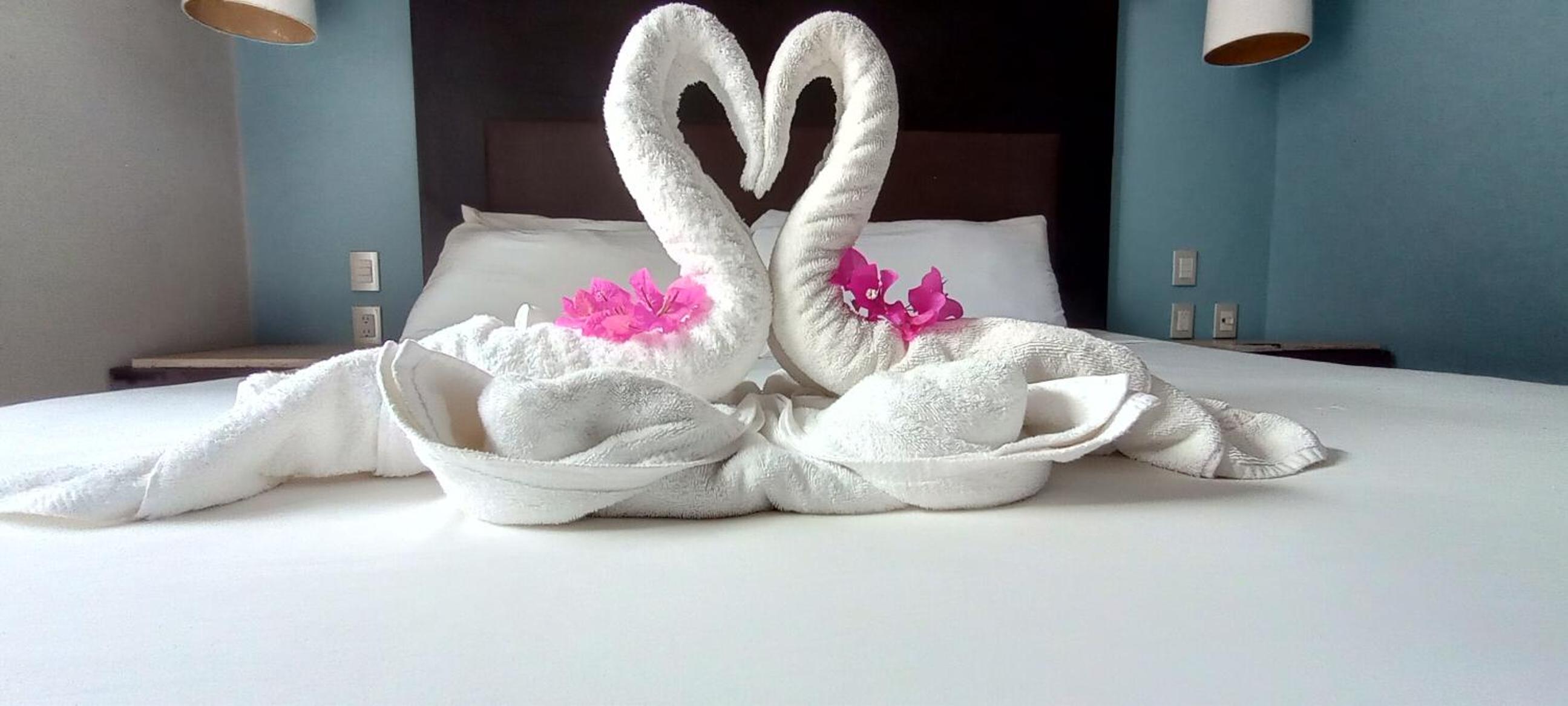 Deluxe Double Room with Balcony photo 2