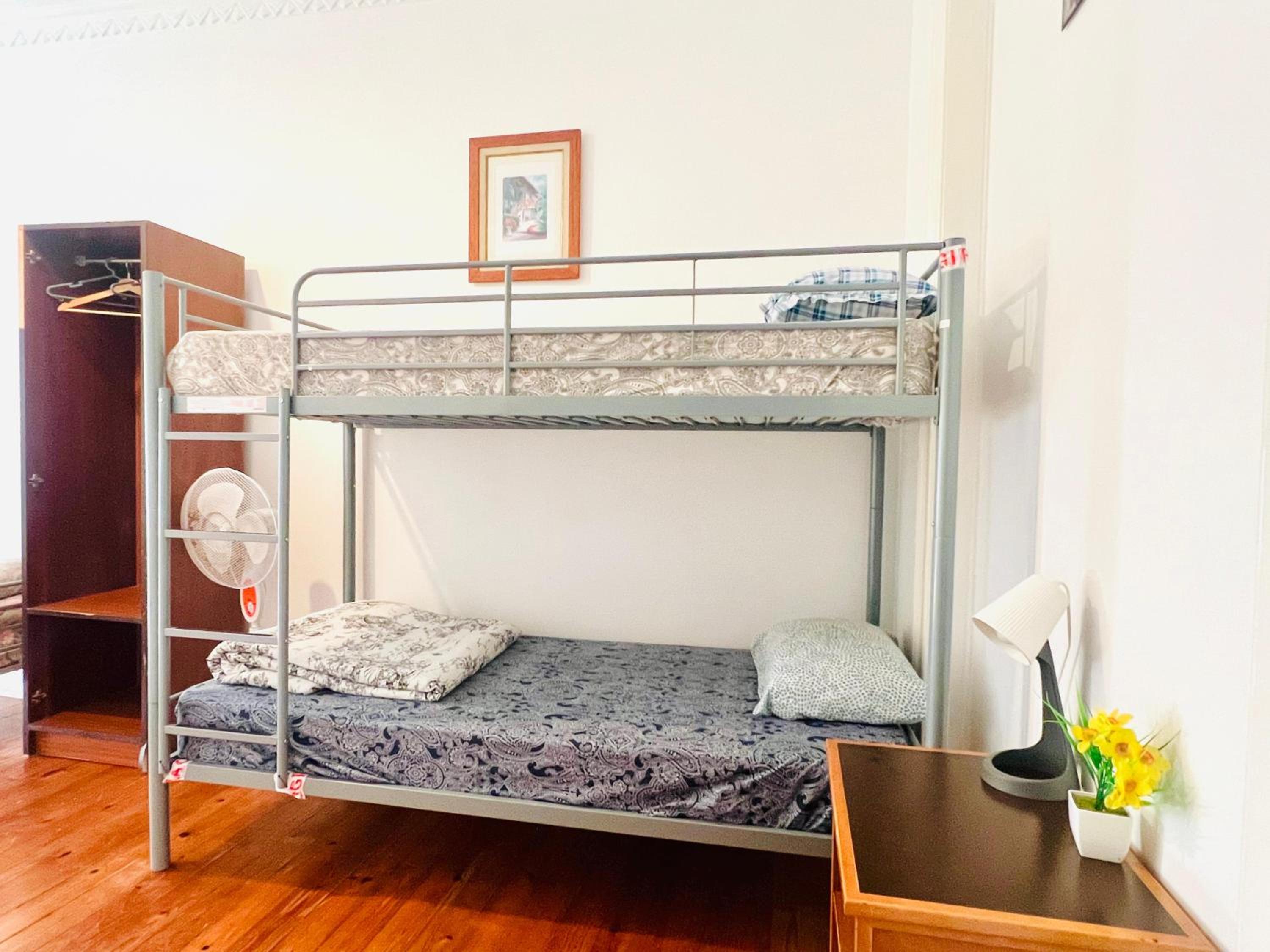 Quadruple Room with Balcony - Photo 3