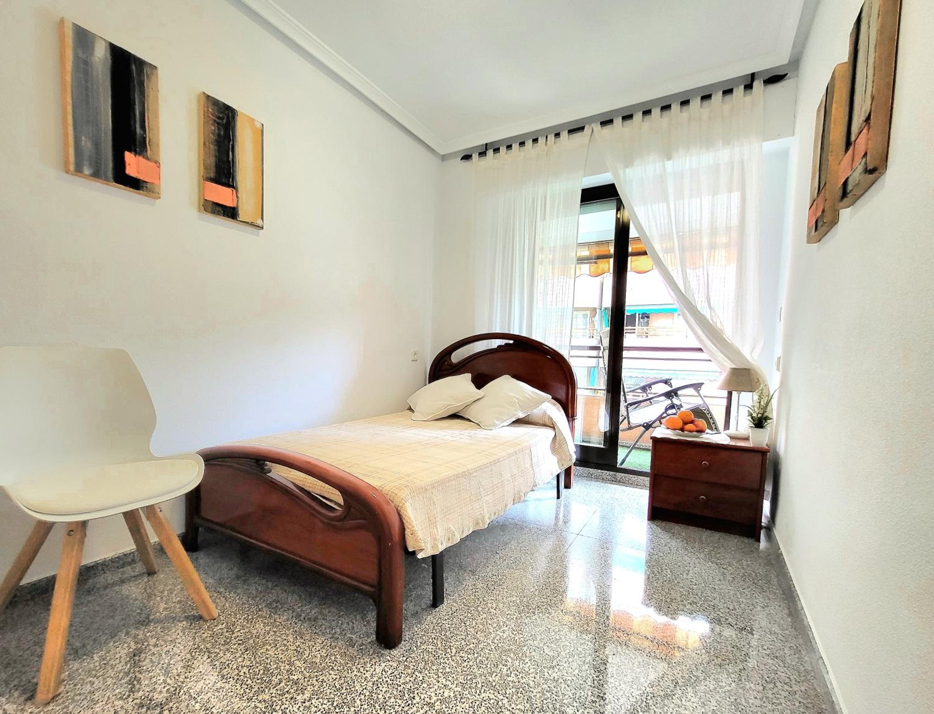 Habitación Sencilla con Balcón