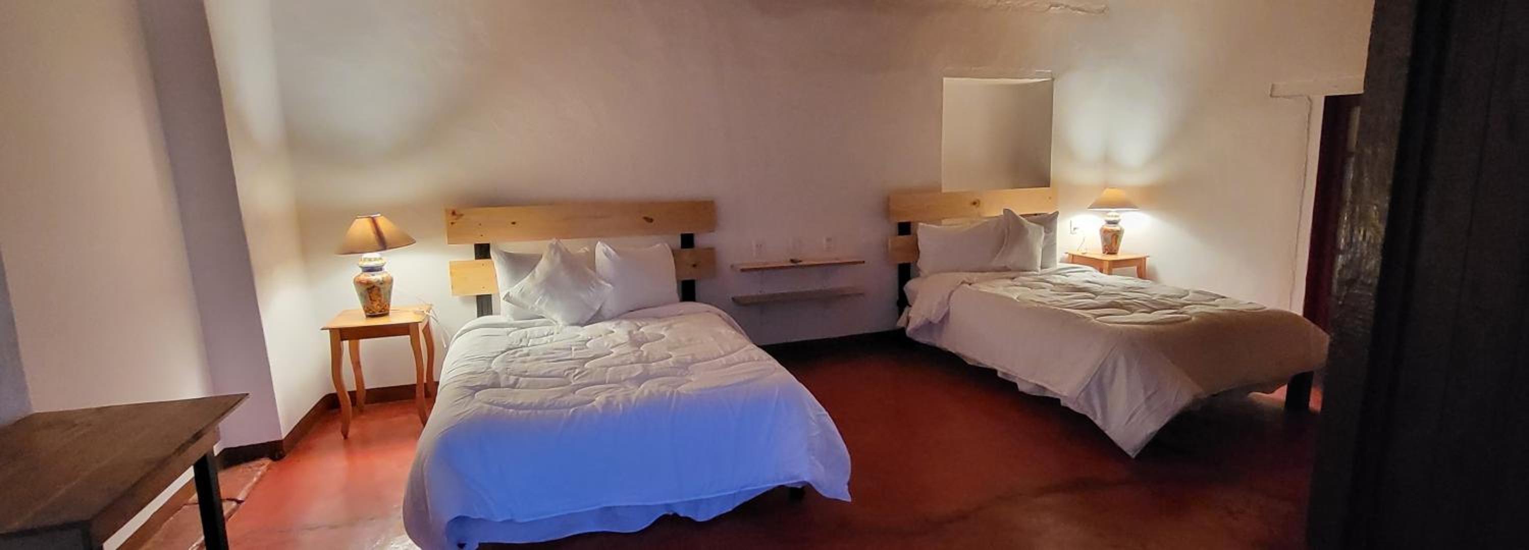 Twin Room with Private Bathroom photo 1