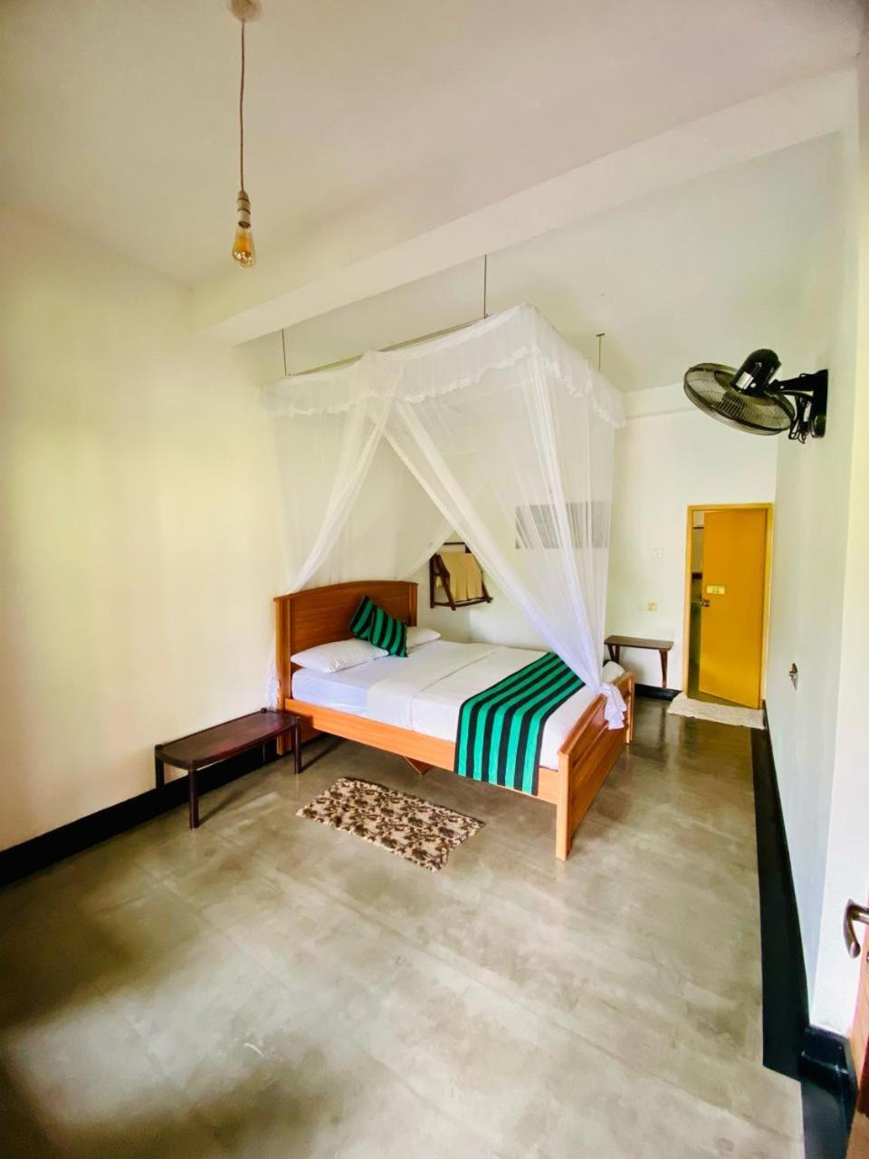Double Room with Private Bathroom photo 3