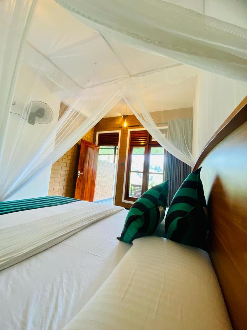 Double Room with Private Bathroom photo 3
