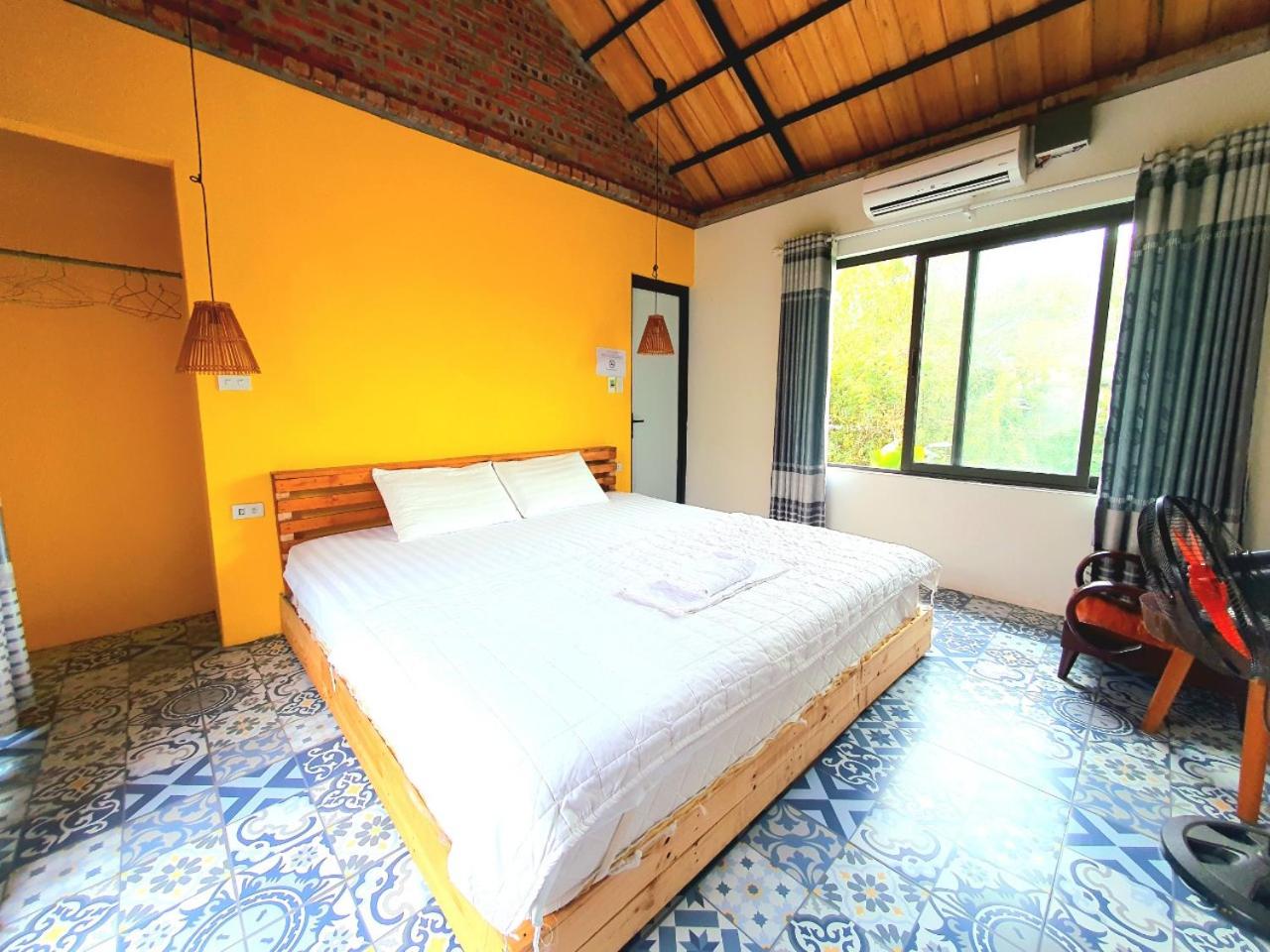 Double Room With Pool View photo 1