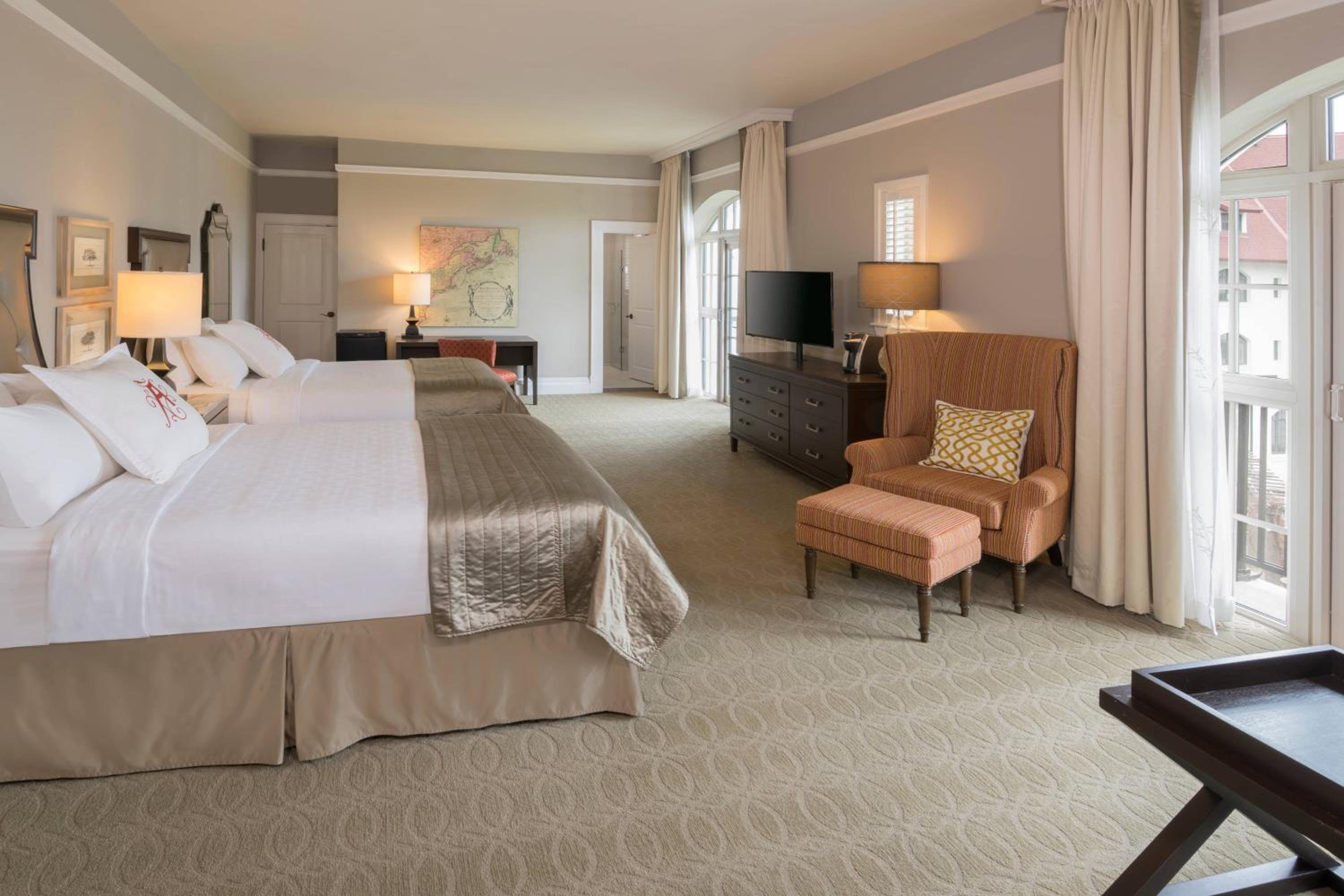 Guest Room with Two Queen Beds - Photo 1