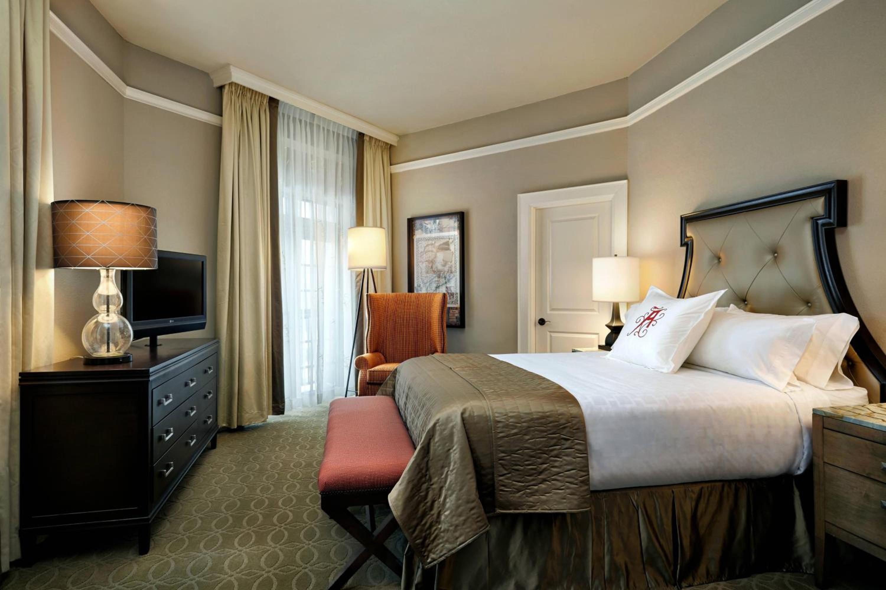 Queen Room - Photo 1