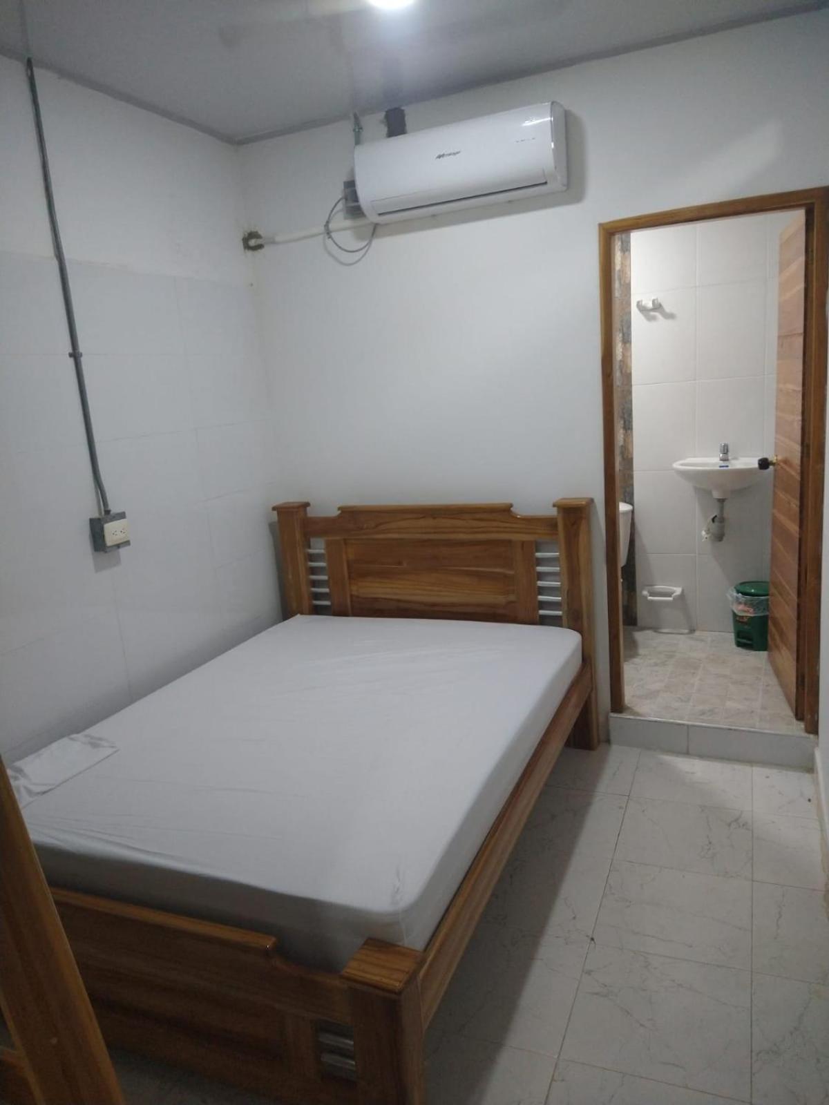 Family Room With Private Bathroom photo 2