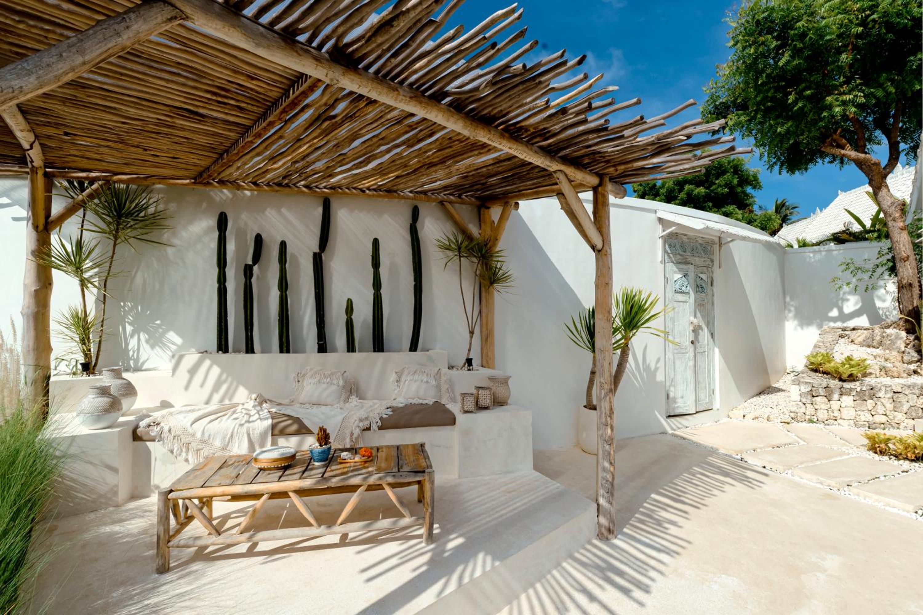 Suite with Private Pool photo 2