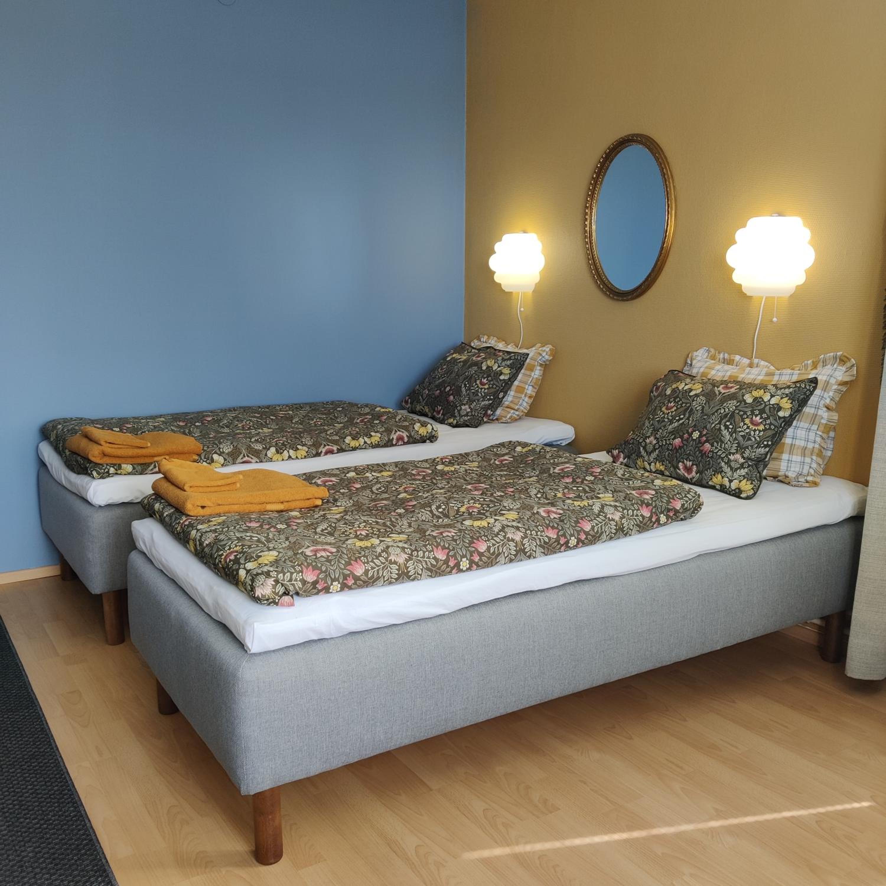 Standard Triple Room with Sea View - Photo 9