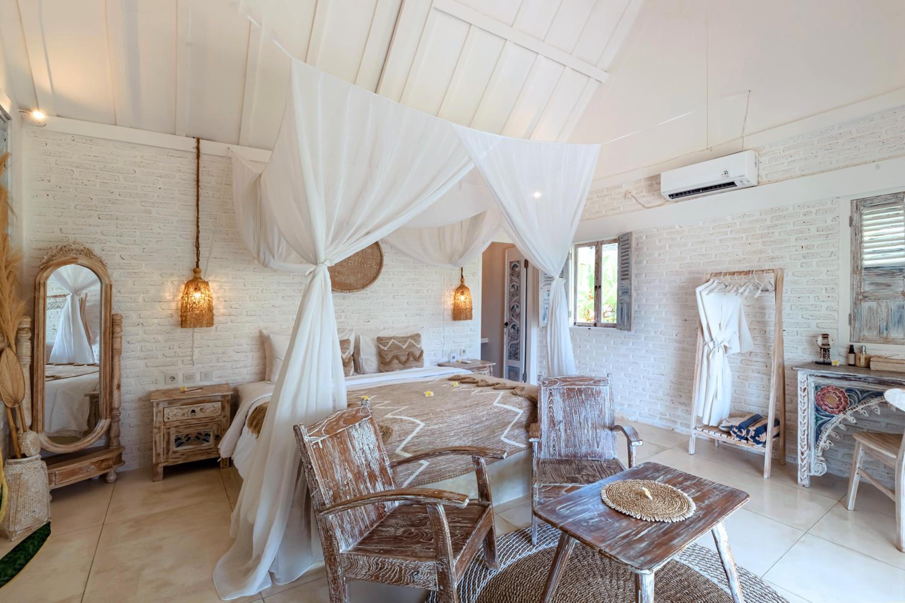 Deluxe Suite - Photo 5