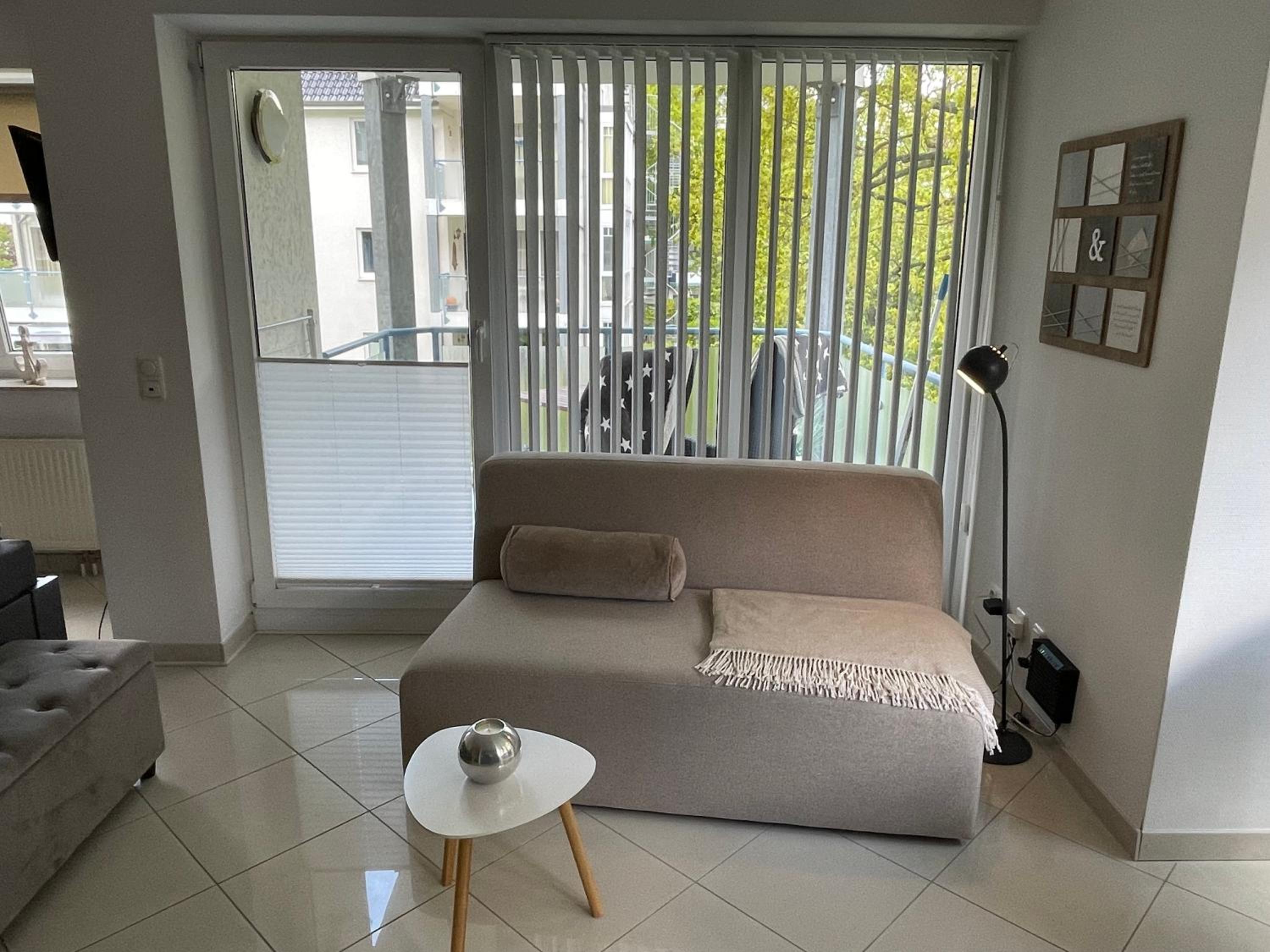Apartment with Balcony - Photo 21