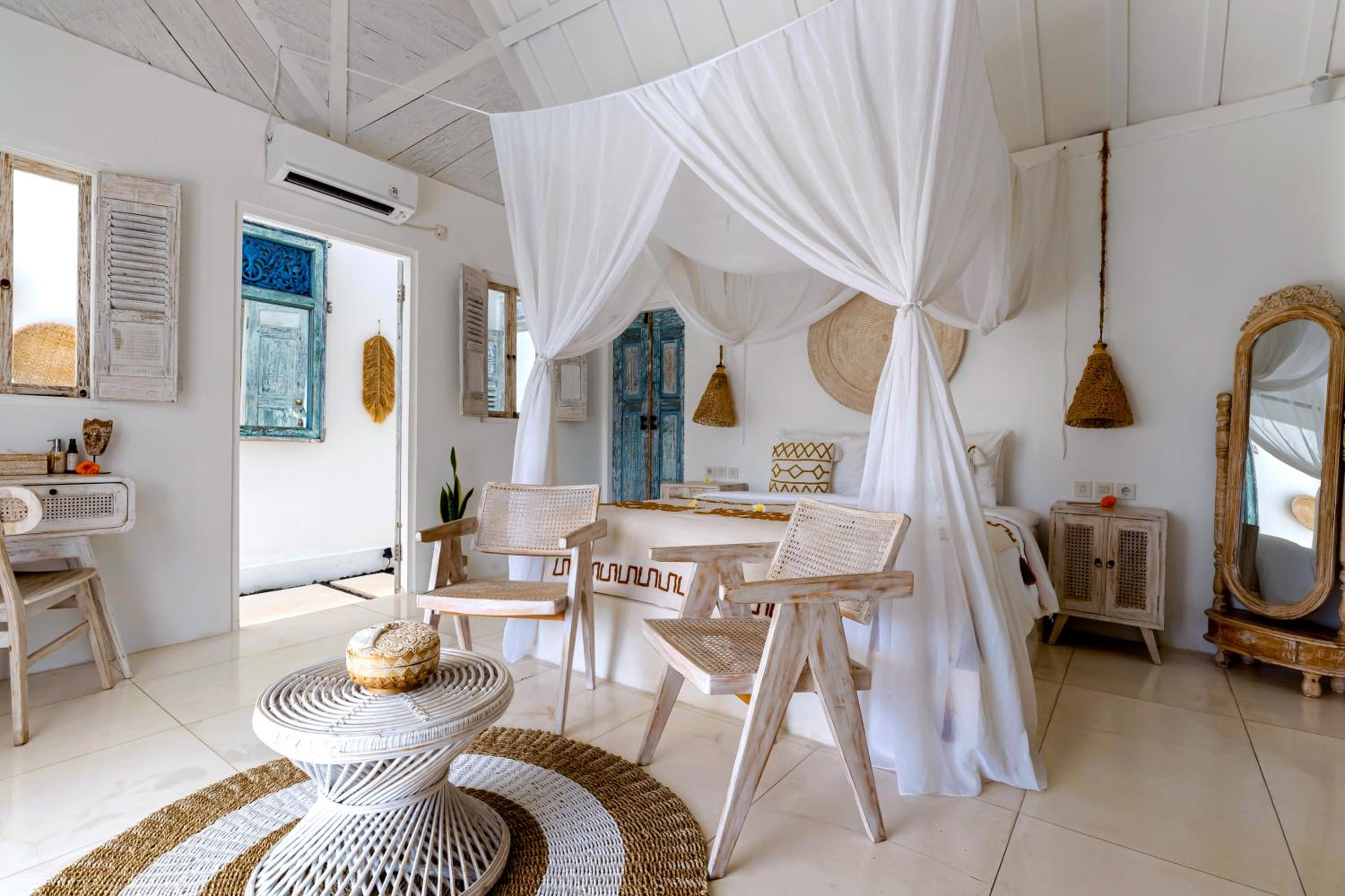 Suite with Private Pool - Photo 1