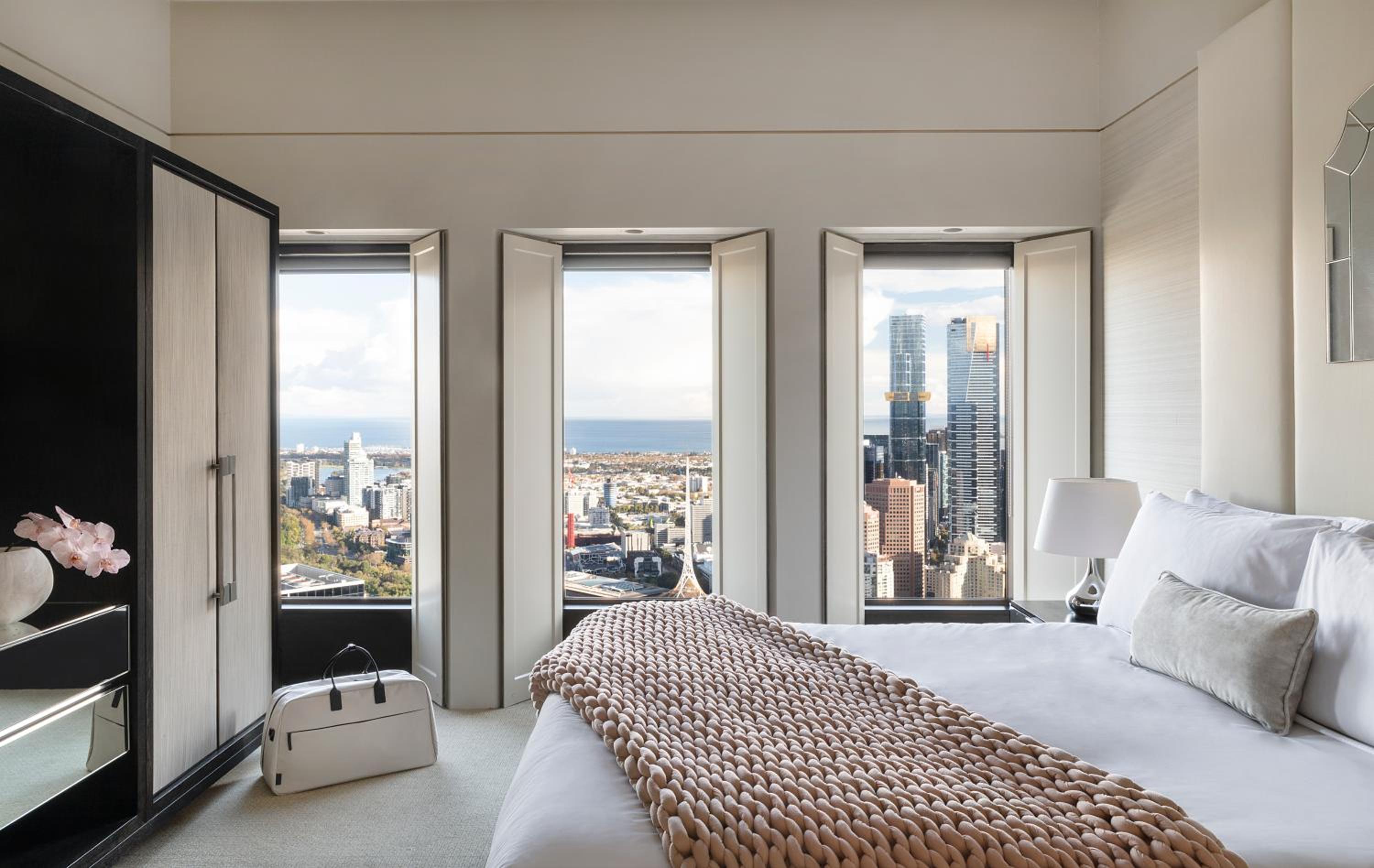 Ambassador King Suite Club Sofitel with Corner Bay Views