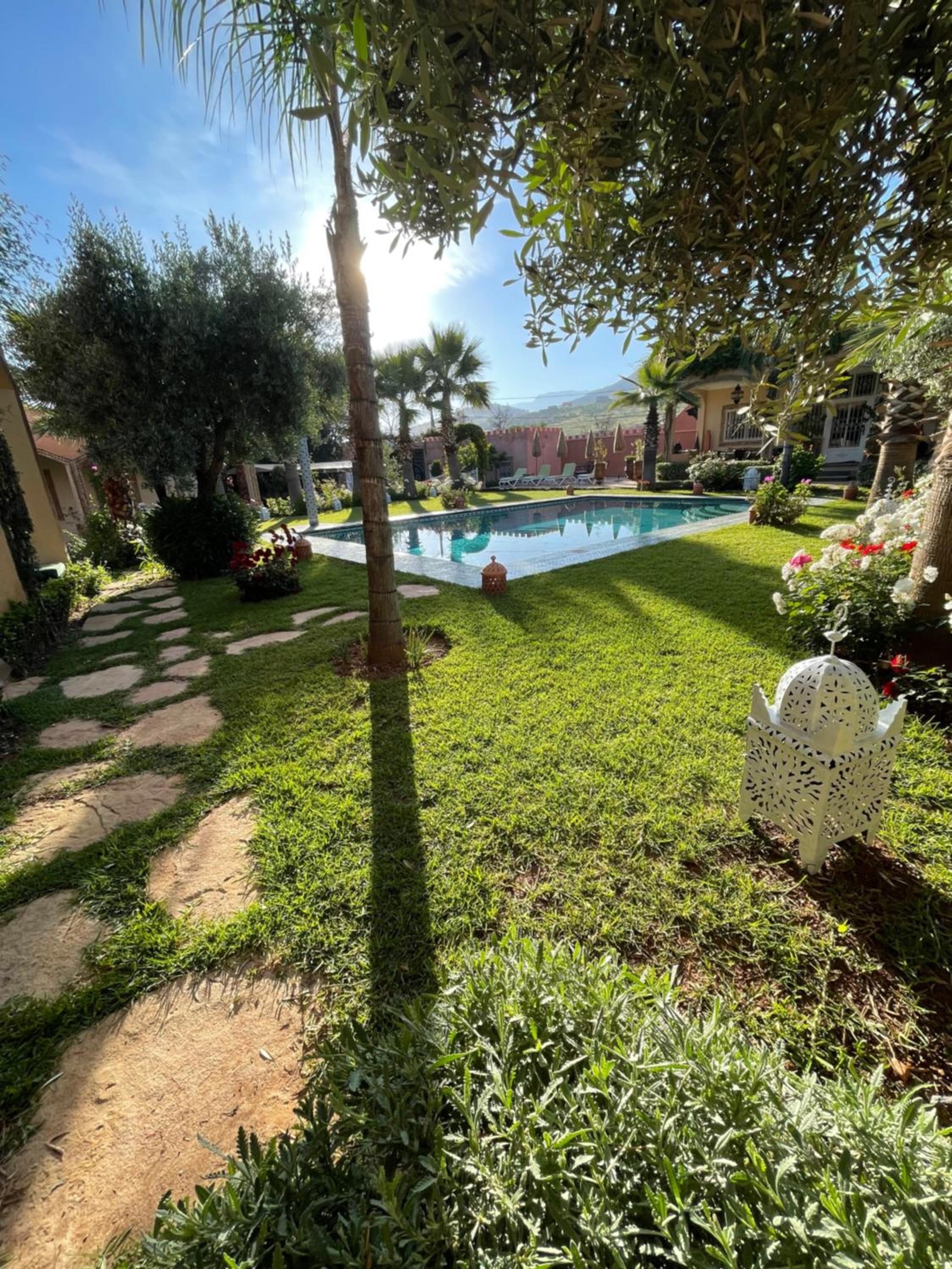 Villa with Private Pool - Photo 36