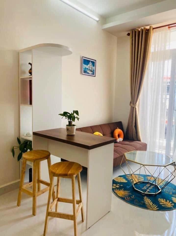 One-Bedroom Apartment photo 2