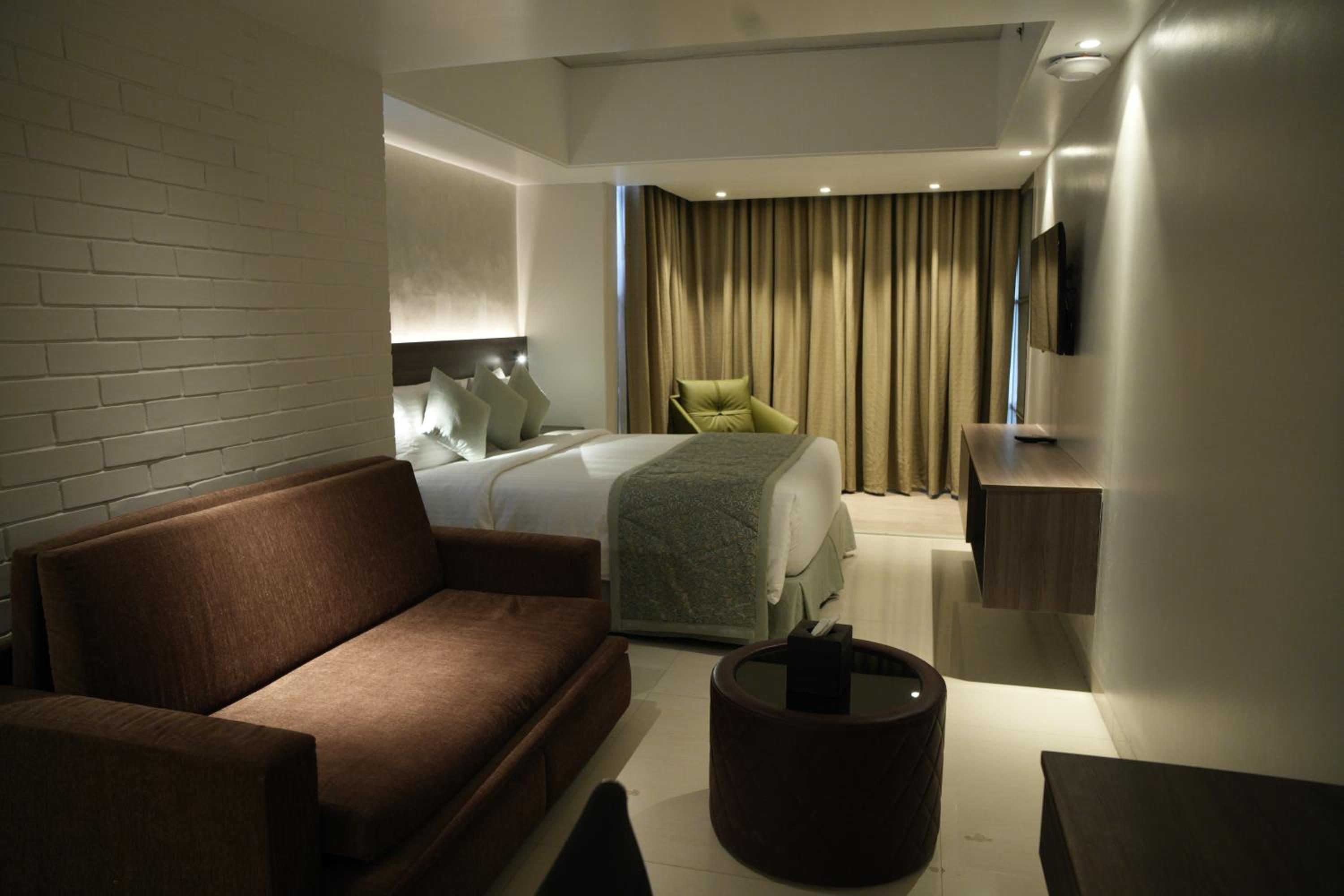 Executive Suite