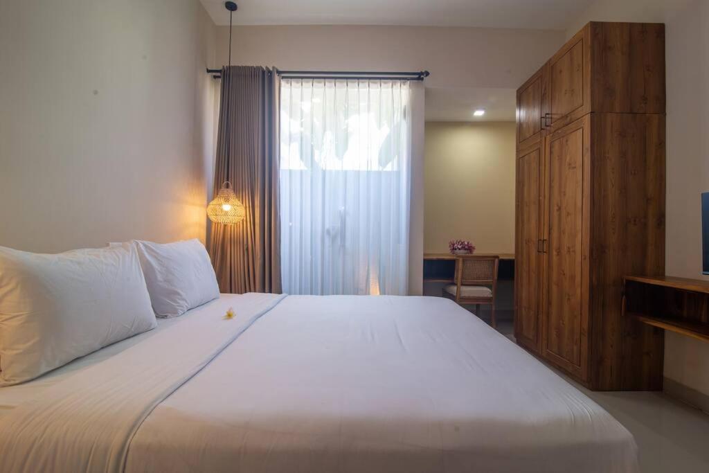 Three-Bedroom Villa - Photo 1