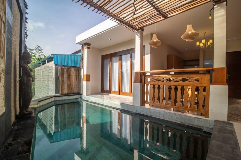 Three-Bedroom Villa - Photo 52