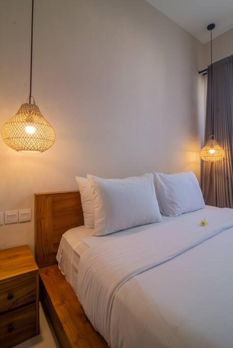 Three-Bedroom Villa - Photo 45