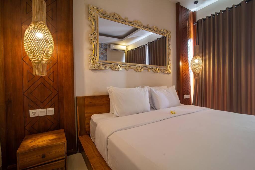 Three-Bedroom Villa - Photo 44