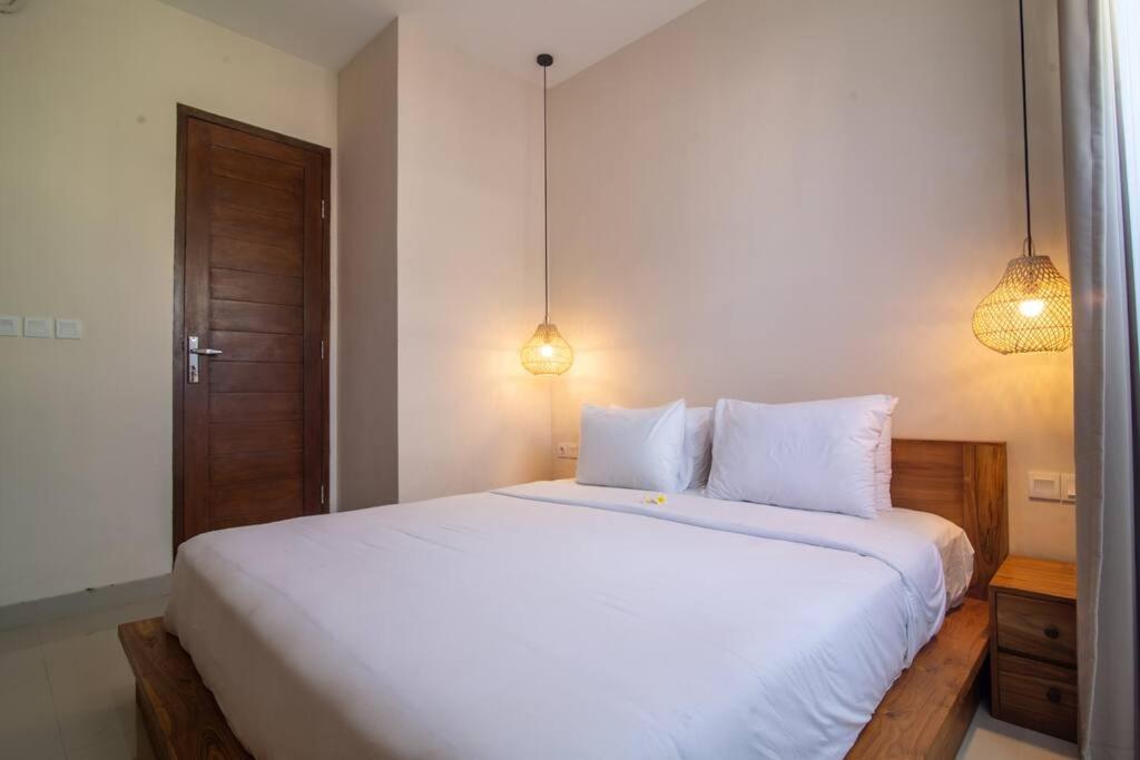 Three-Bedroom Villa - Photo 42