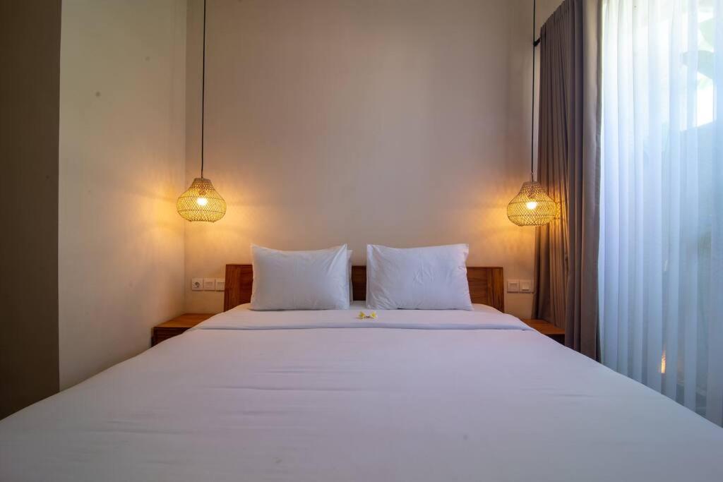 Three-Bedroom Villa - Photo 22