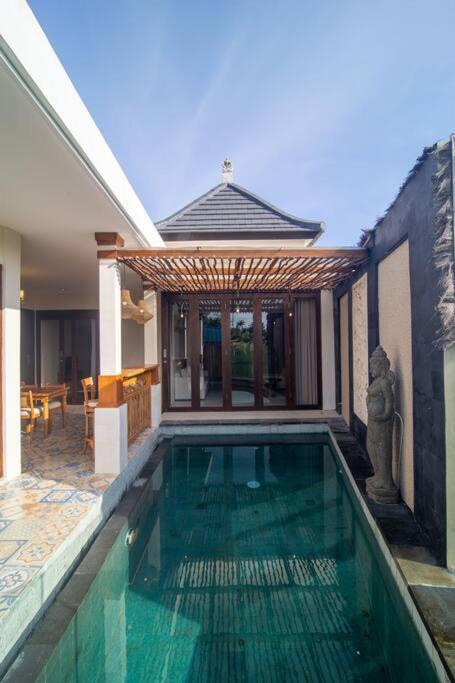 Three-Bedroom Villa - Photo 15