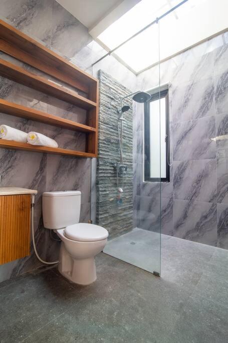Three-Bedroom Villa - Photo 12