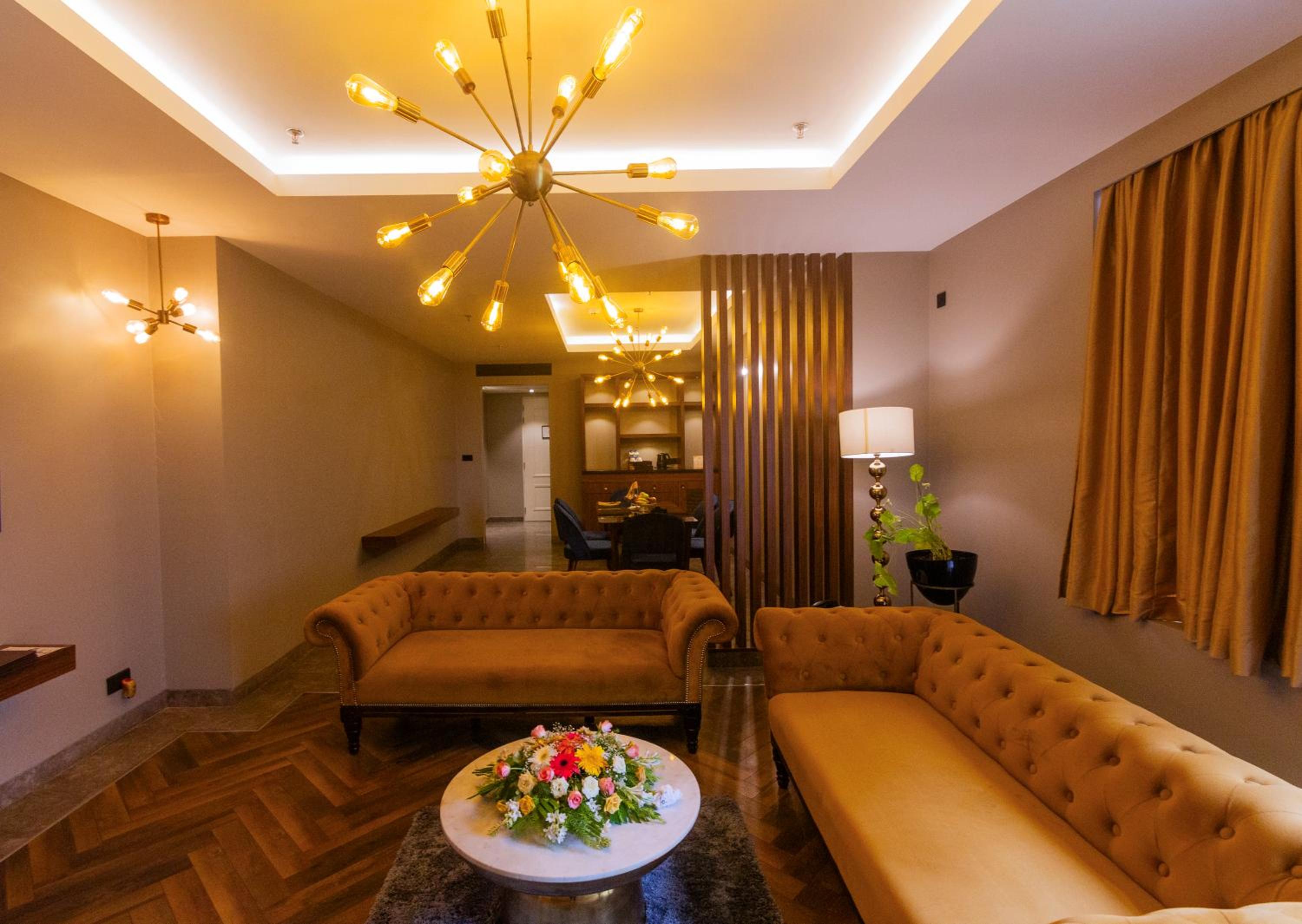 Polo Suite : 20% off on session of 90 mins Spa || 15% off on F&S.B with a-la-carte selection || Complimentary welcome drinks on arrival photo
