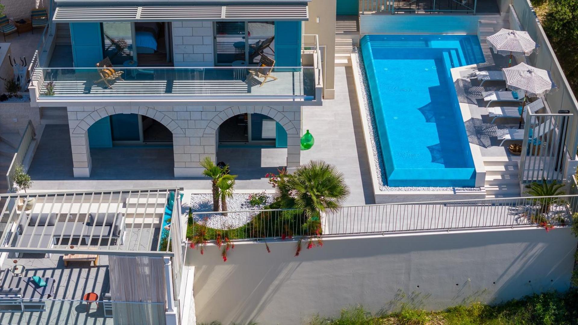 Villa with Private Pool photo 2