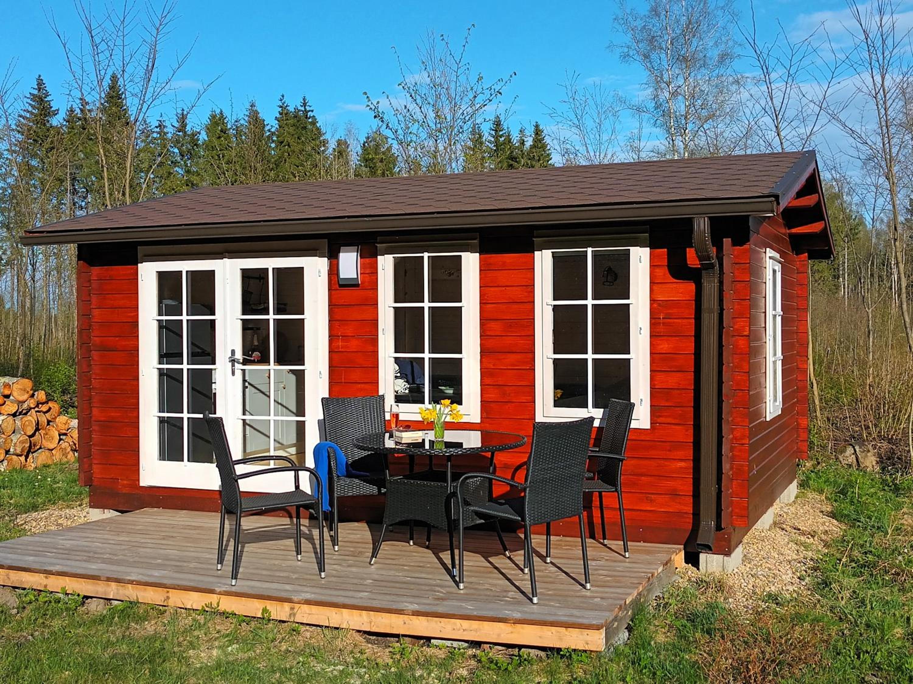 One-Bedroom House photo 1