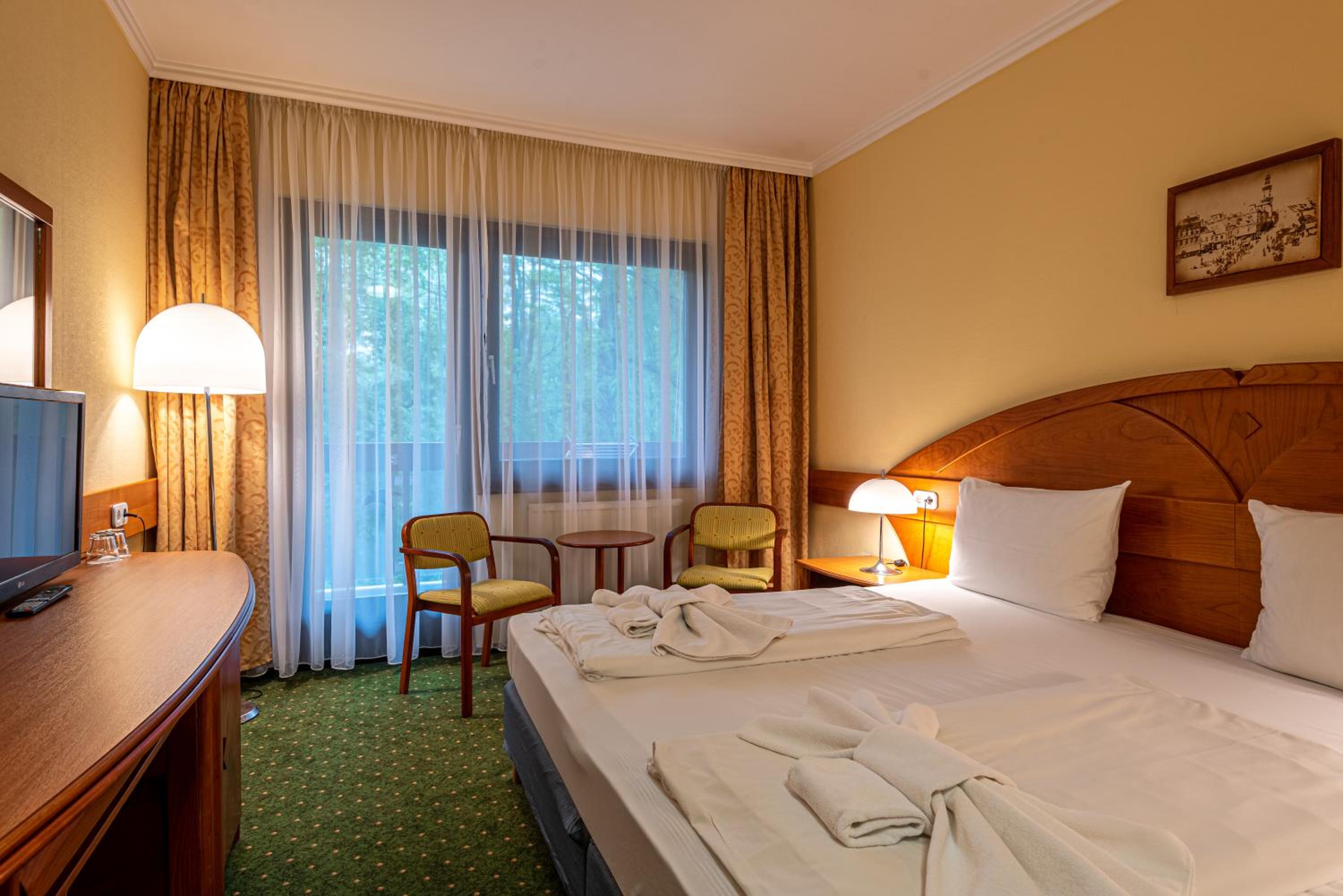 Superior Twin Room - Photo 1